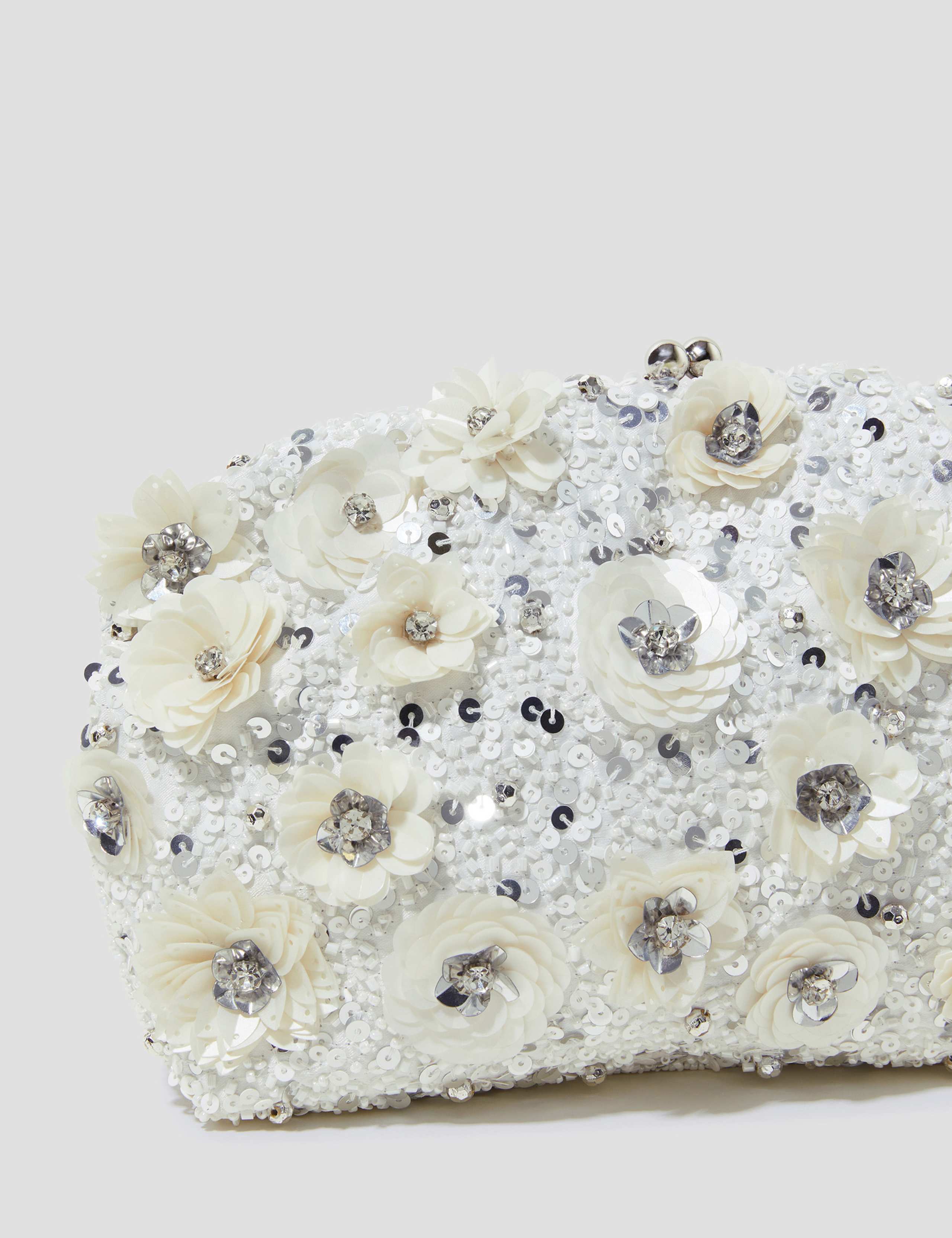 Beaded Chain Strap Clutch Bag 4 of 5