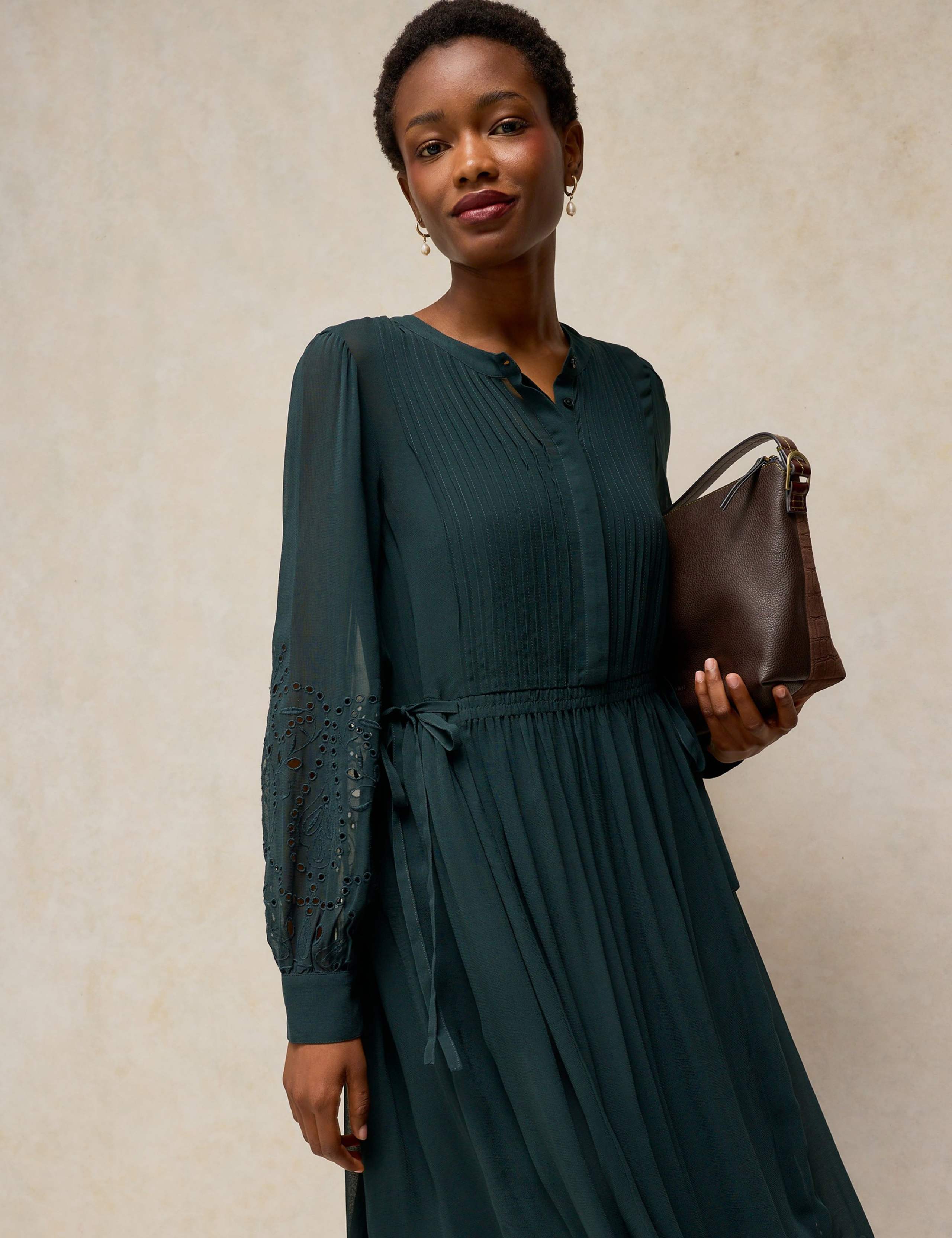 Lined Crew Neck Midi Dress 4 of 6