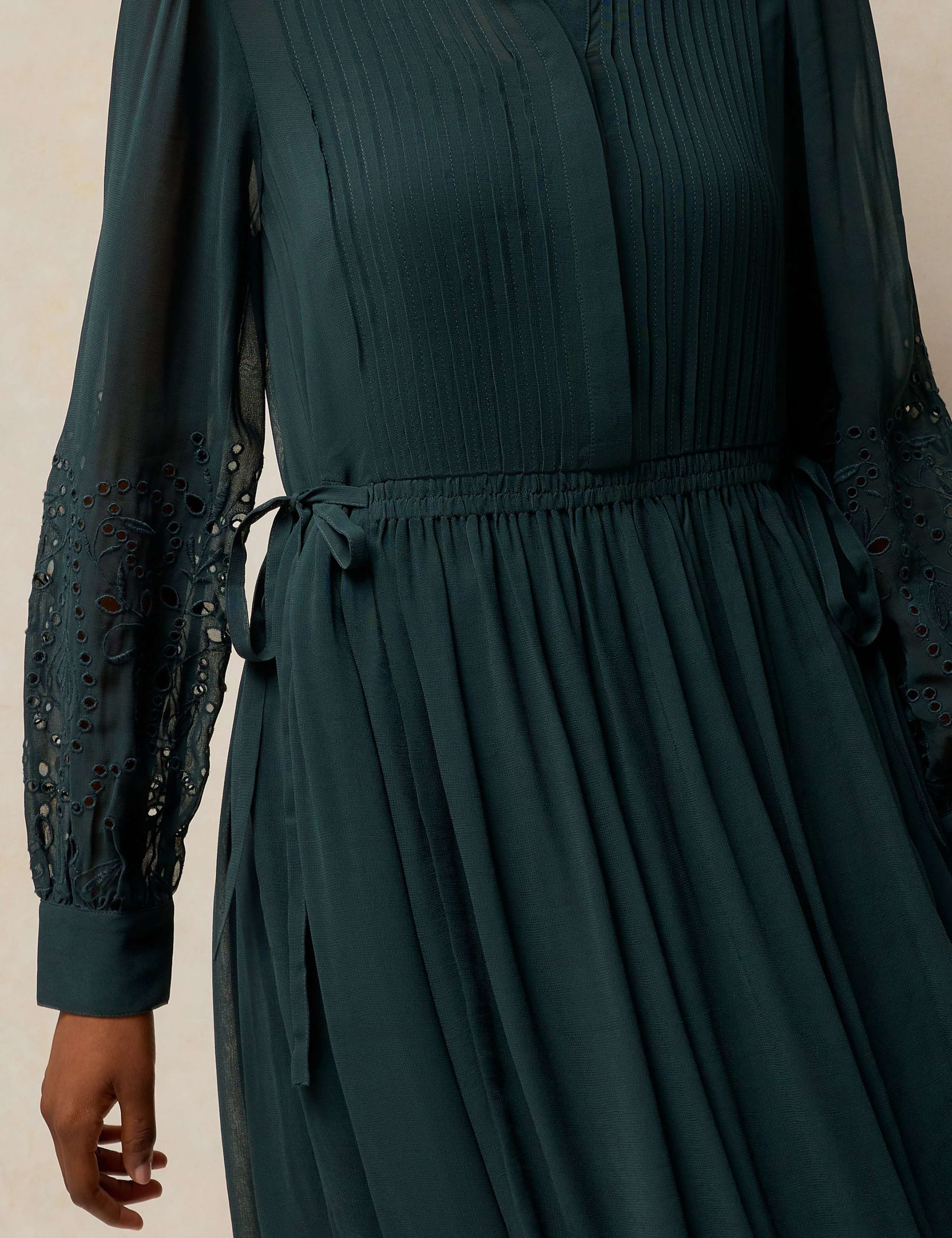 Lined Crew Neck Midi Dress 5 of 6