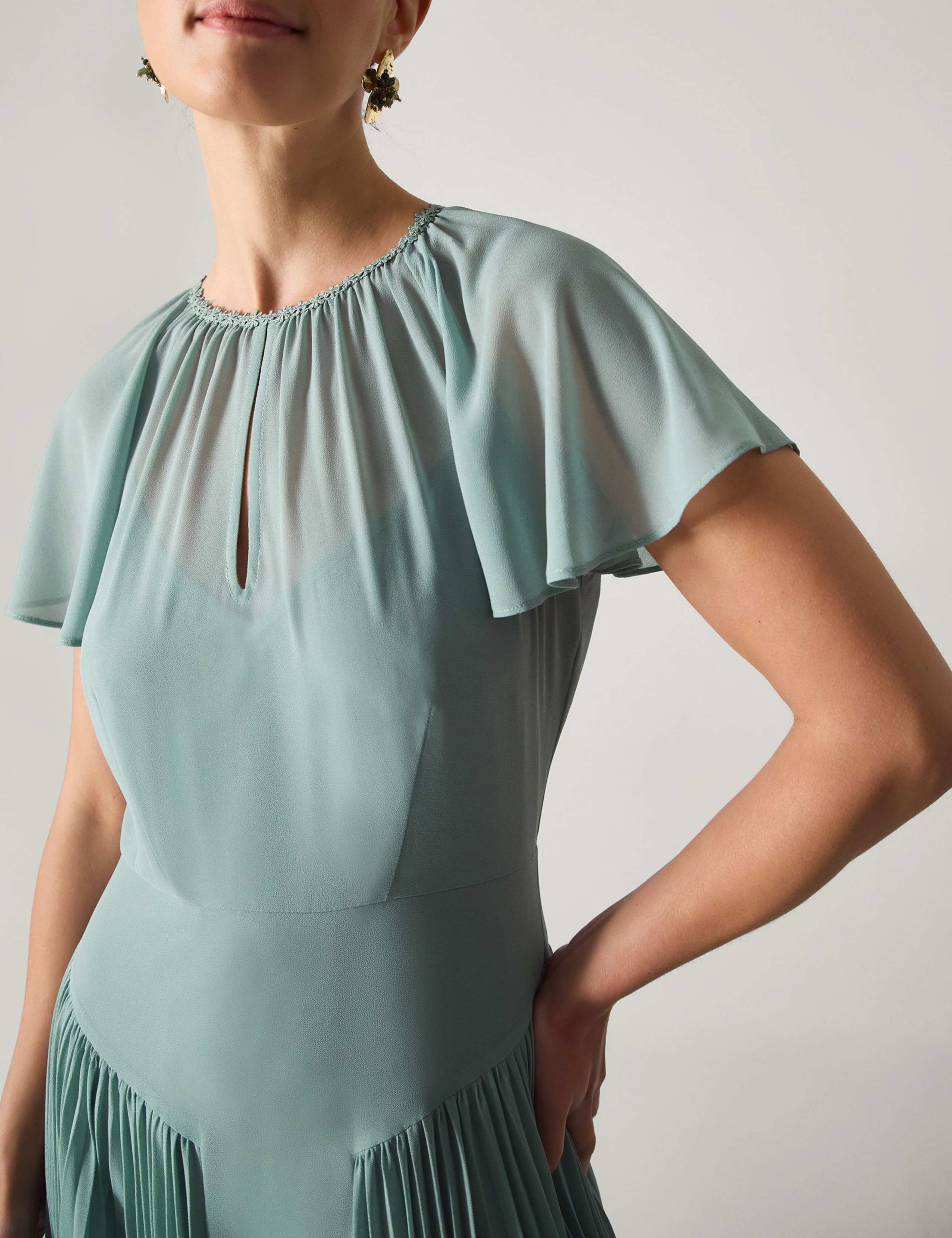 Pleated Angel Sleeve Maxi Skater Dress 3 of 4