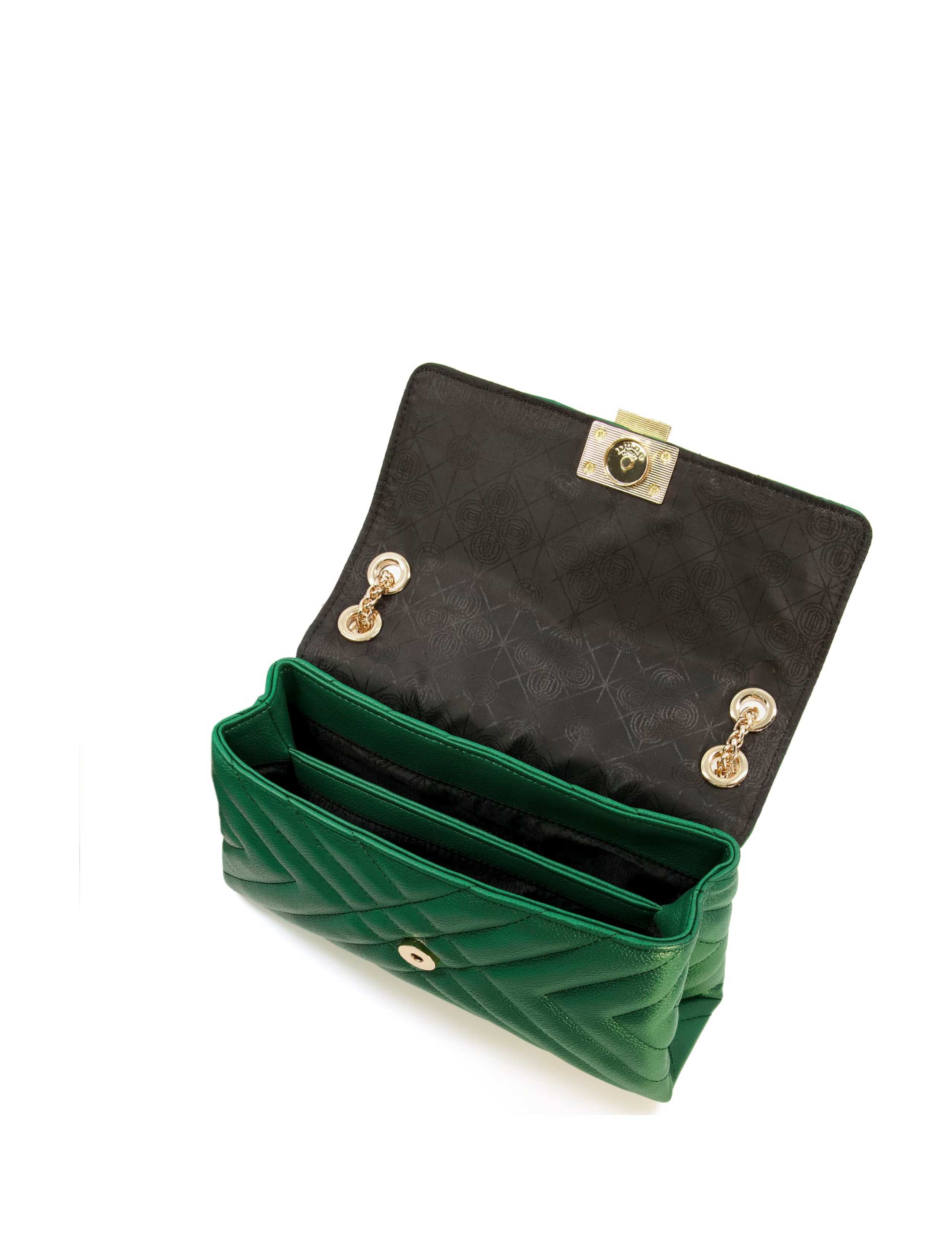 Quilted Chain Strap Shoulder Bag 2 of 4