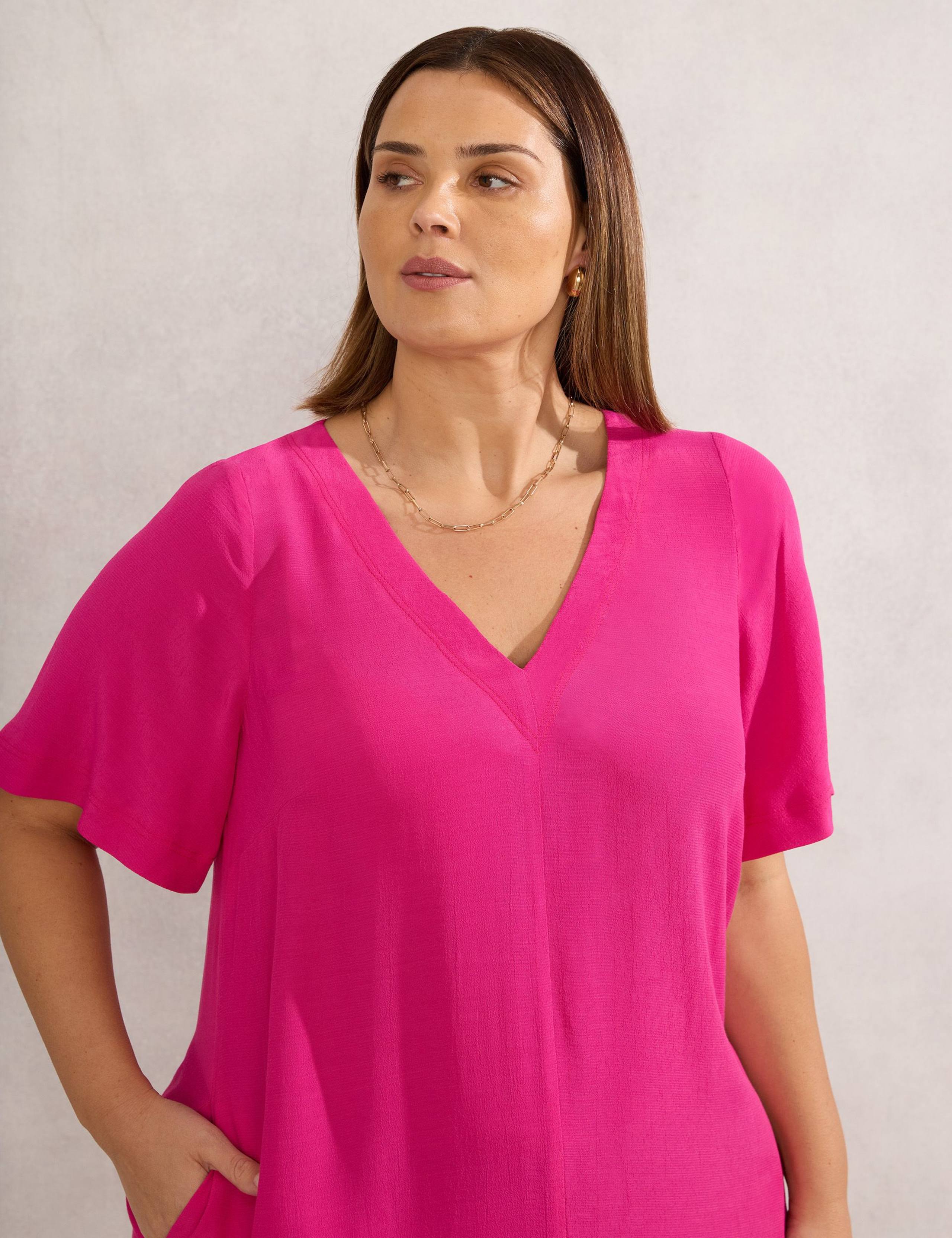 V-Neck Midaxi Tea Dress 4 of 4