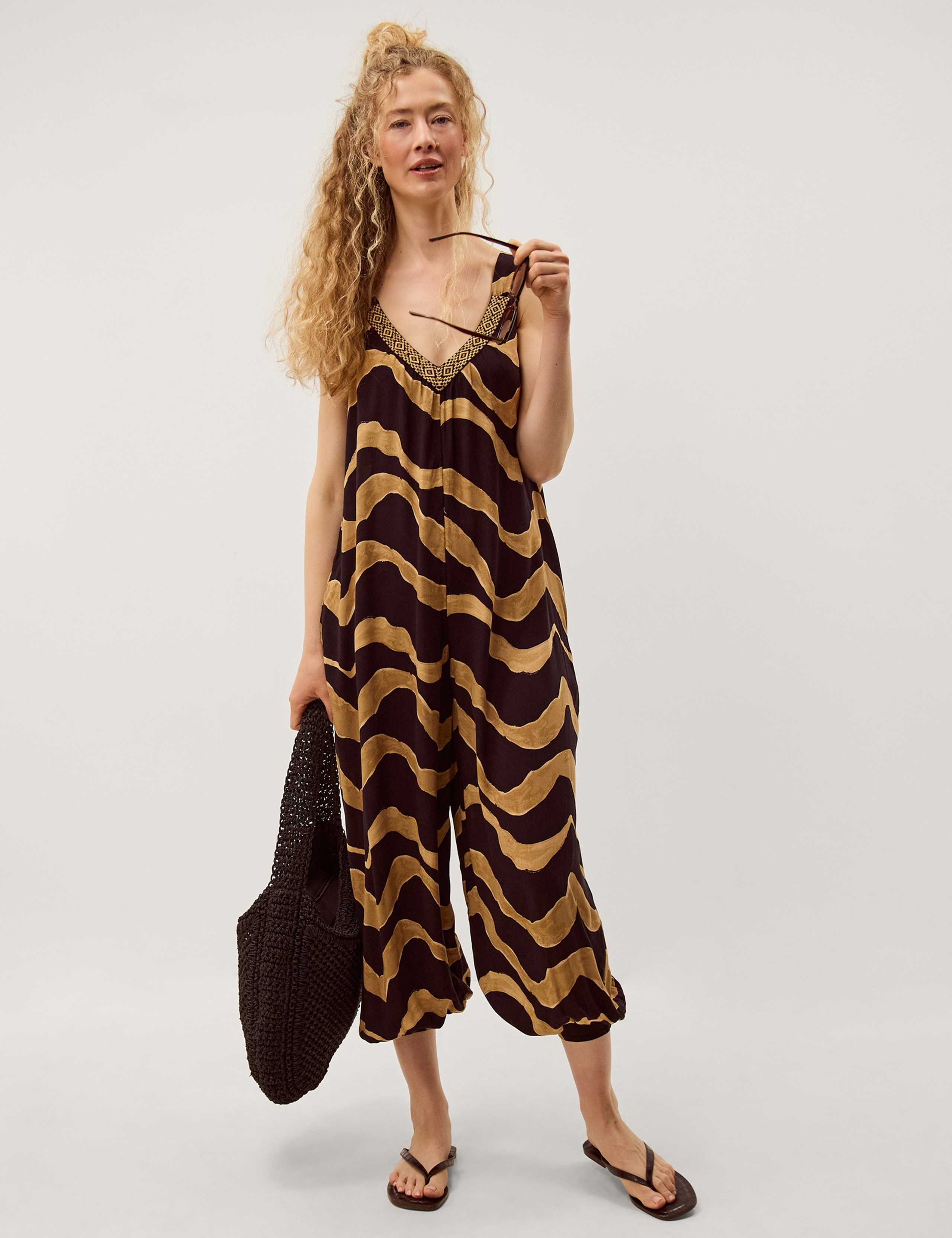 Printed Sleeveless Cropped Relaxed Jumpsuit 1 of 5