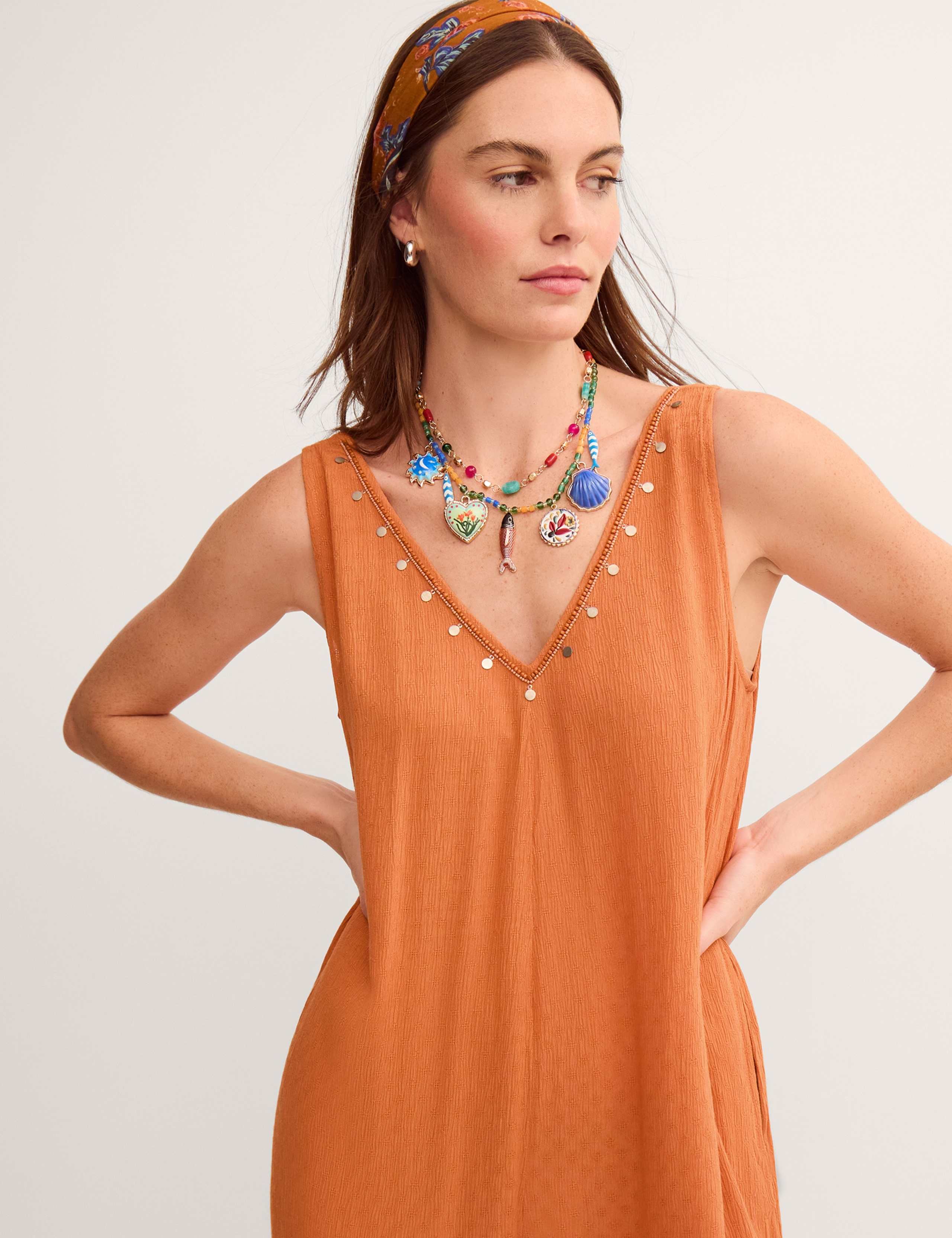 Textured V-Neck Sleeveless Relaxed Jumpsuit 2 of 5