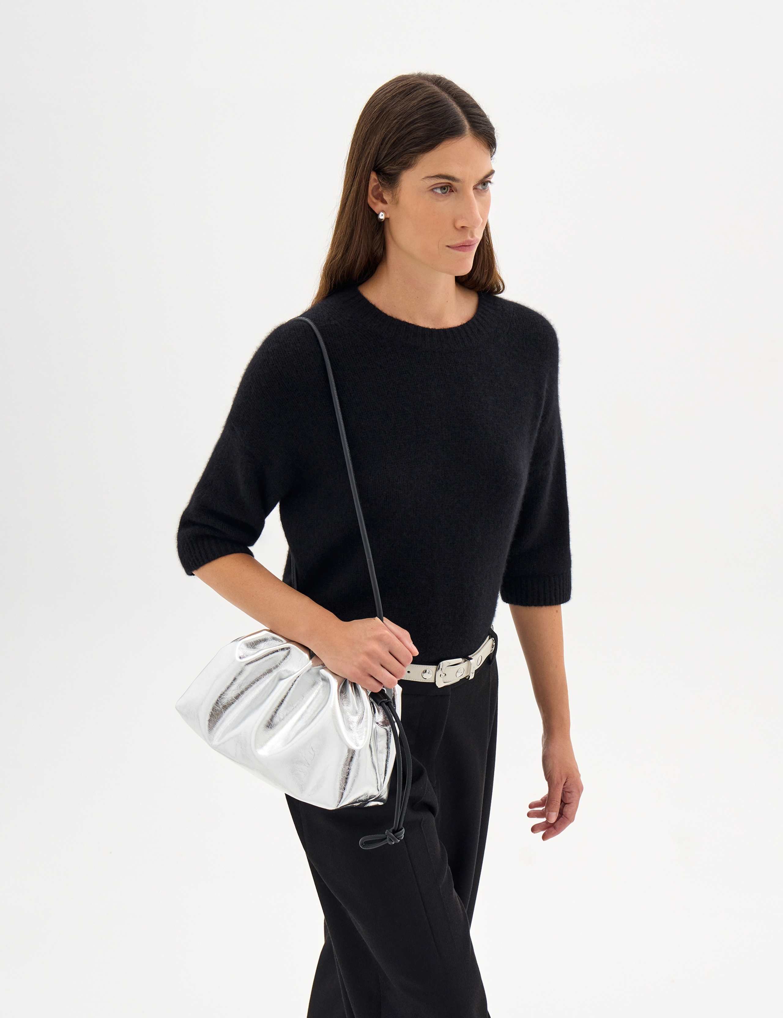 Metallic Drawstring Shoulder Bag 4 of 6