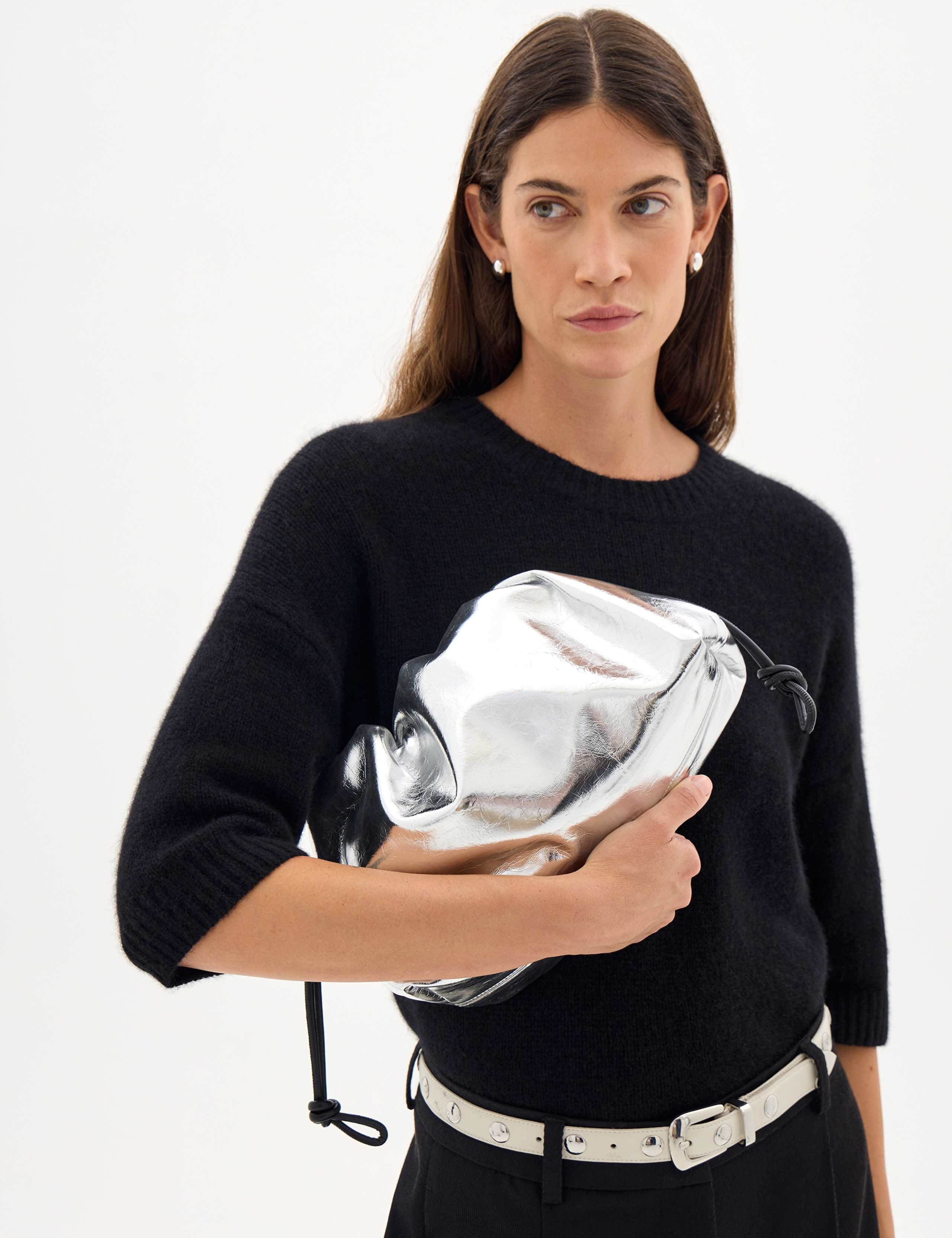 Metallic Drawstring Shoulder Bag 6 of 6