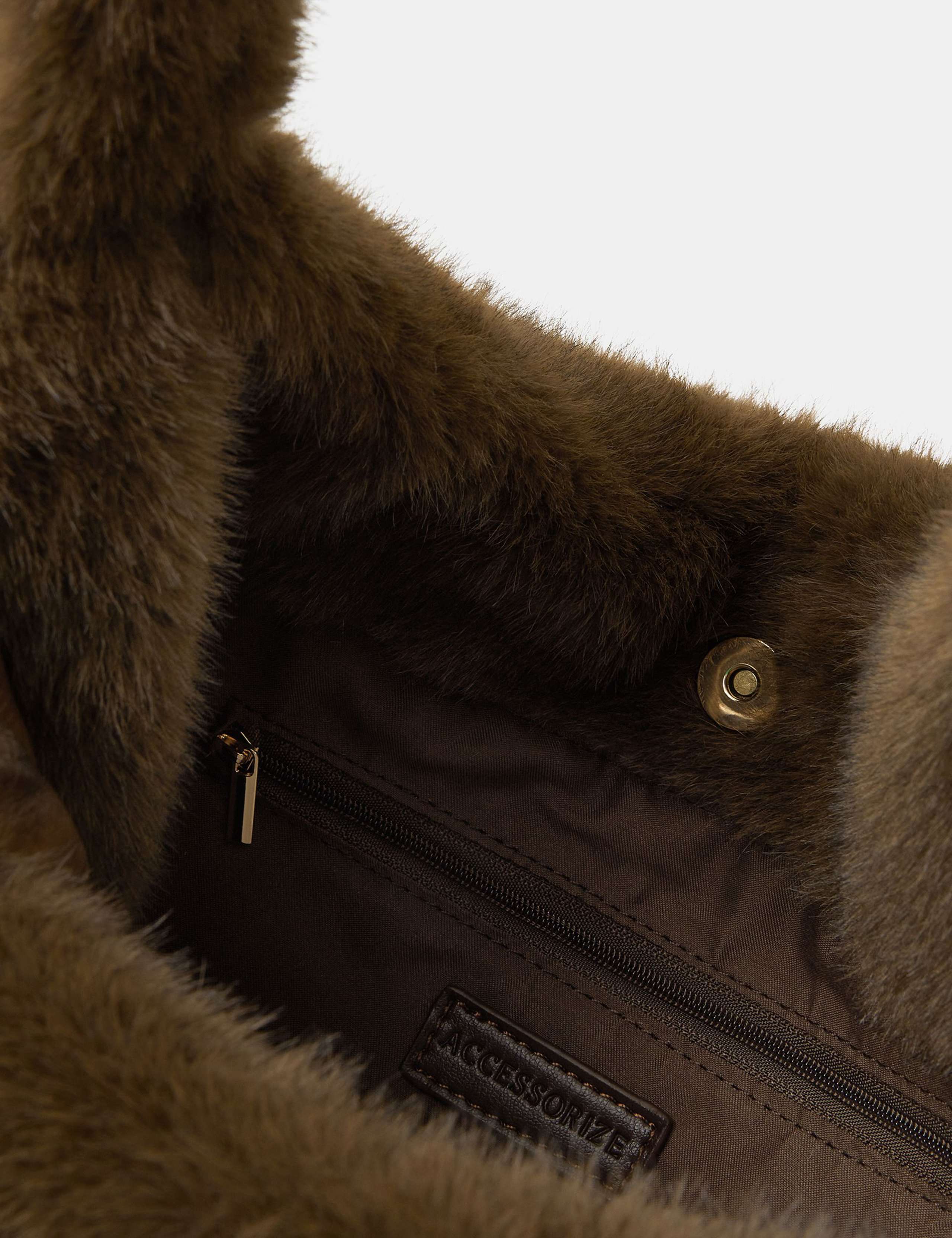 Faux Fur Shoulder Bag 4 of 4