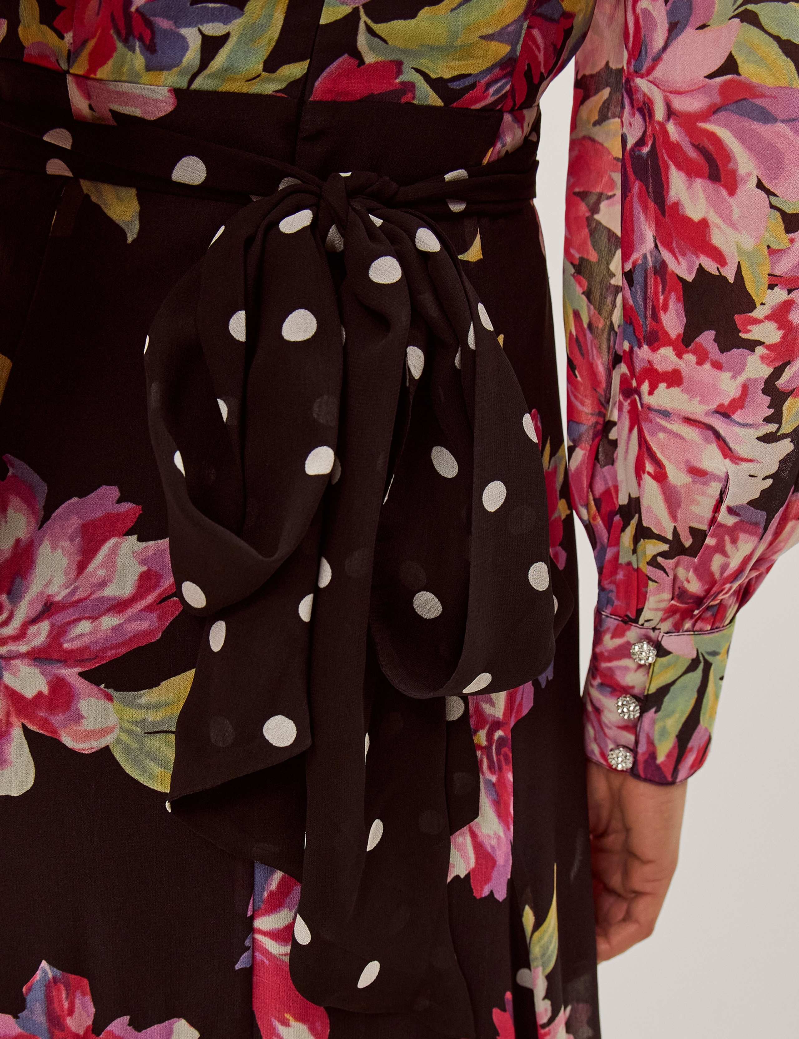 Floral V-Neck Maxi Tea Dress 4 of 4