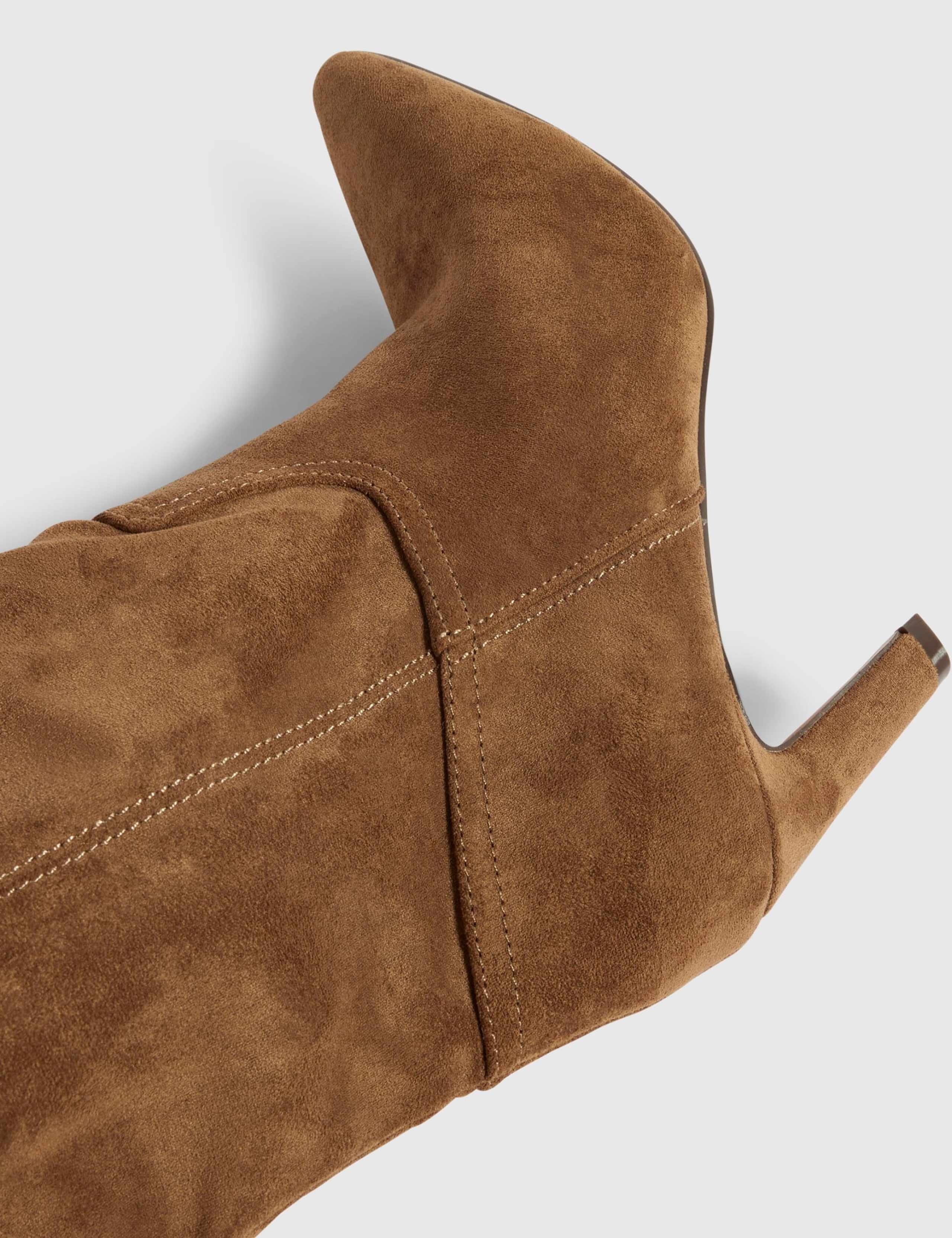 Stiletto Heel Pointed Toe Knee High Boots 3 of 5