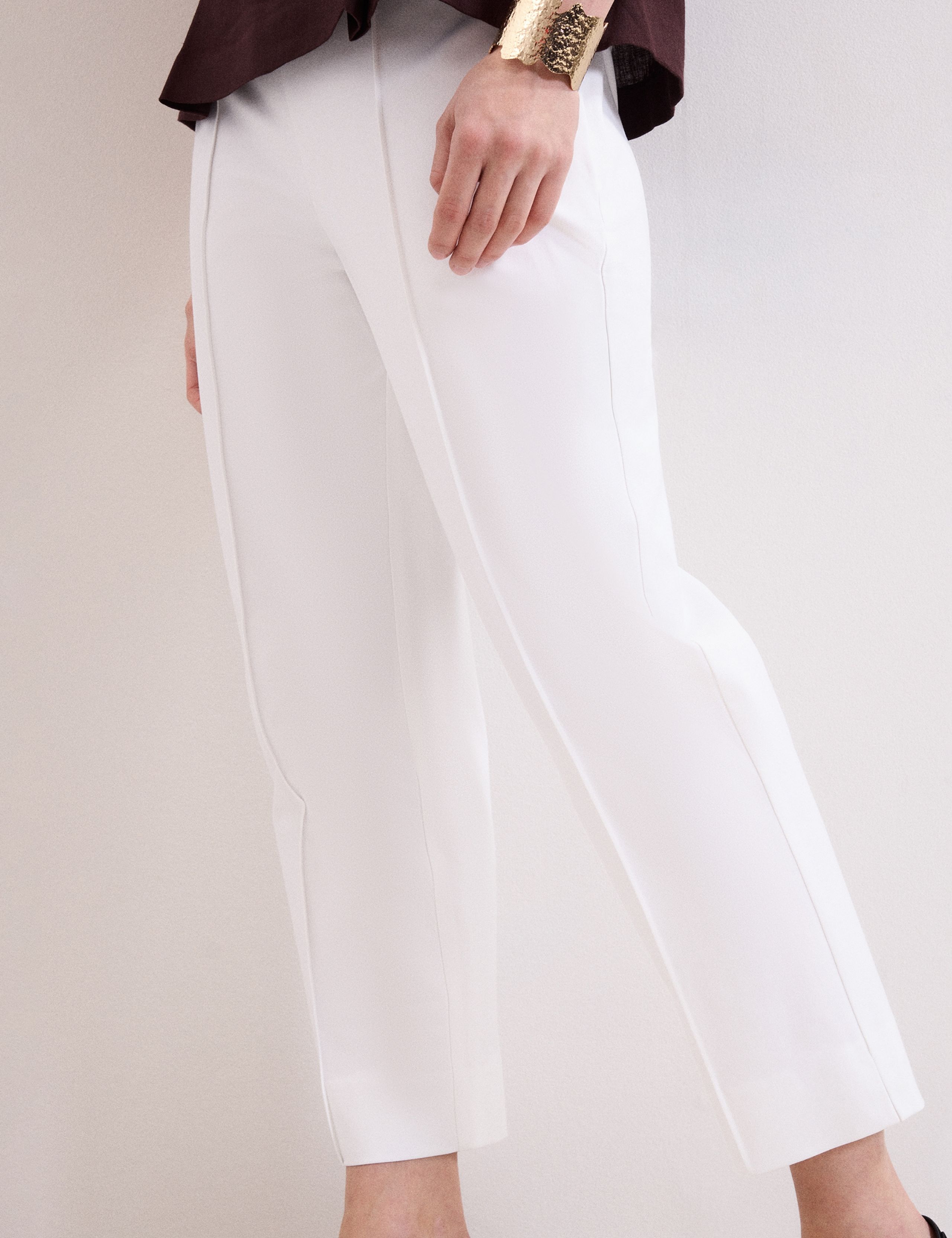 Cotton Blend Slim Fit Cropped Trousers 4 of 6