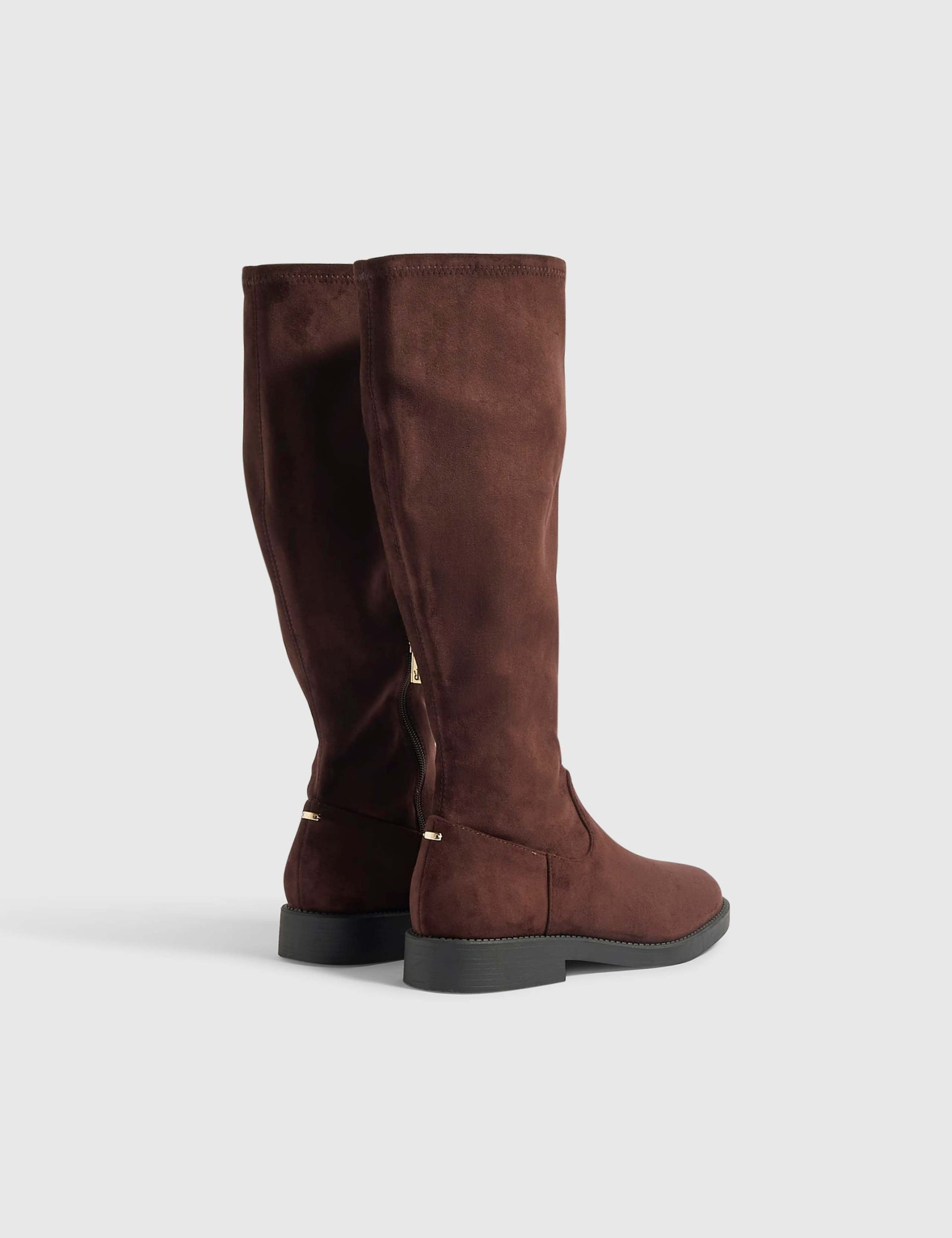 Thigh High Leg Boots With Low Heel 4 of 5