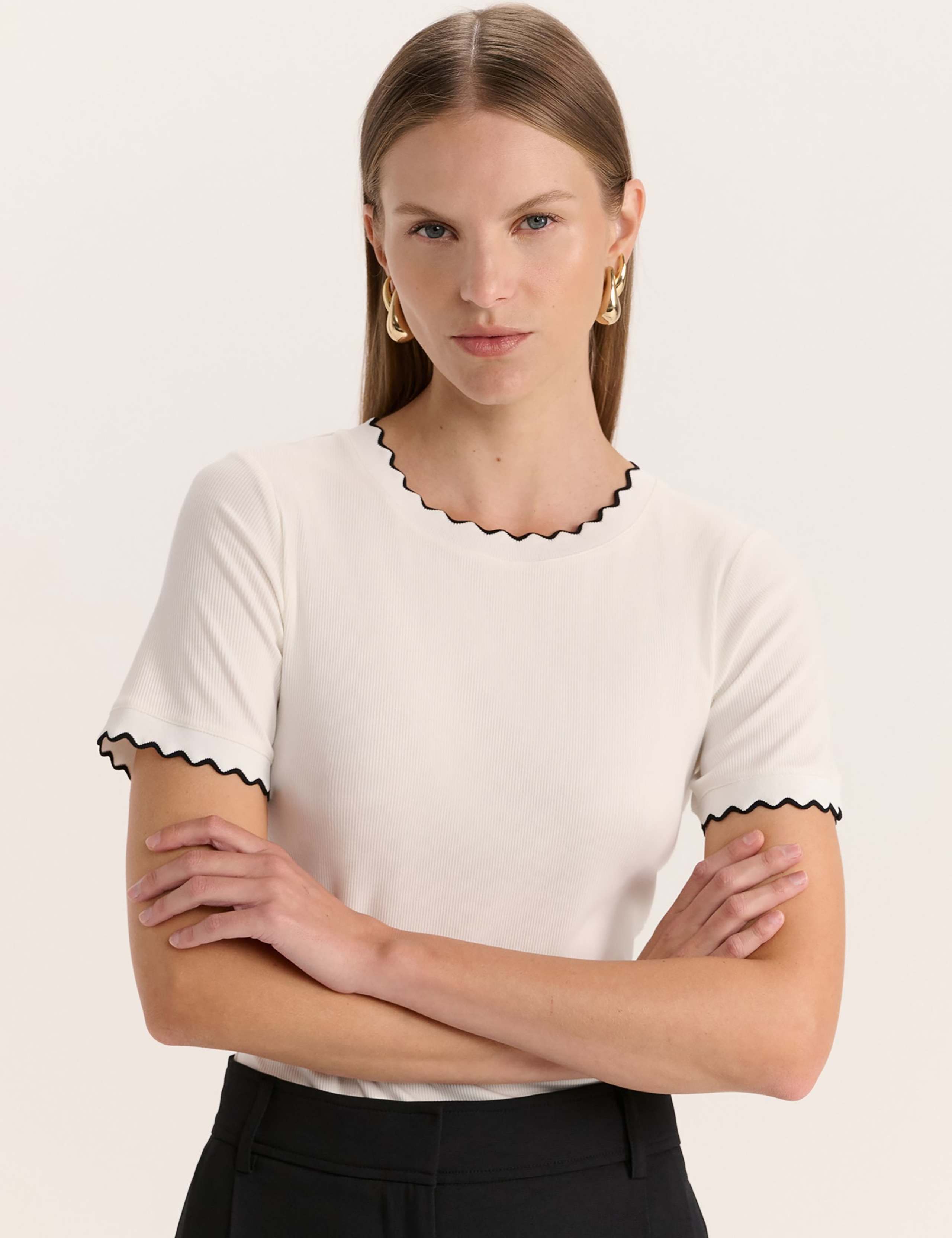 Cotton Blend Ribbed T-Shirt 5 of 6