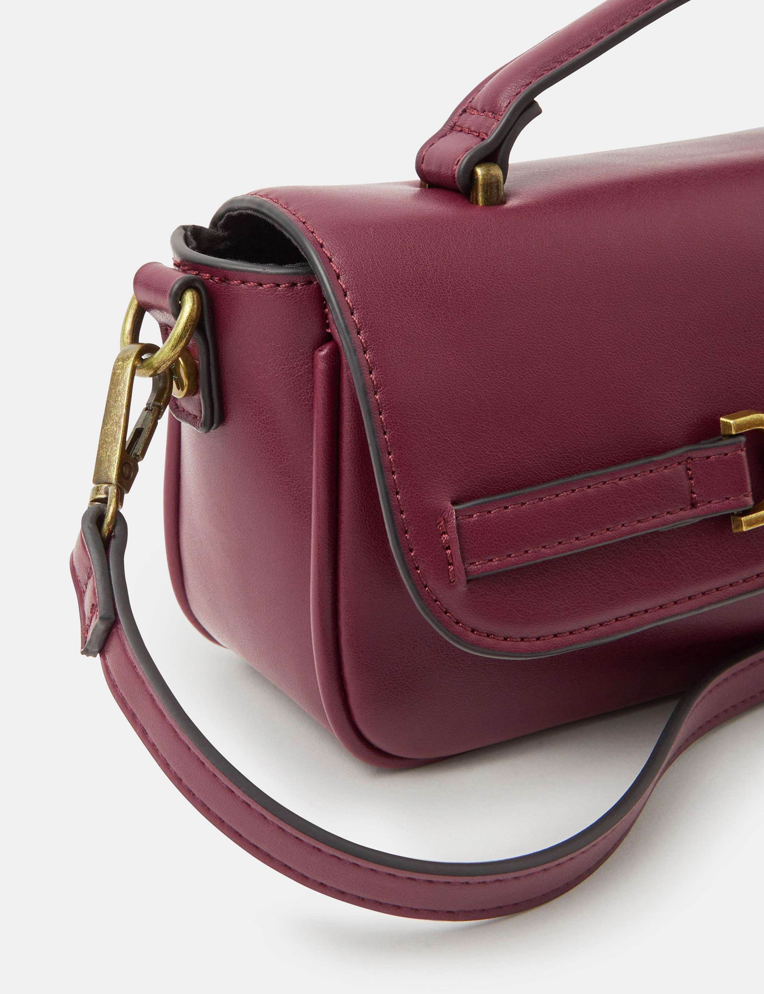Faux Leather Snaffle Cross Body Bag 3 of 4