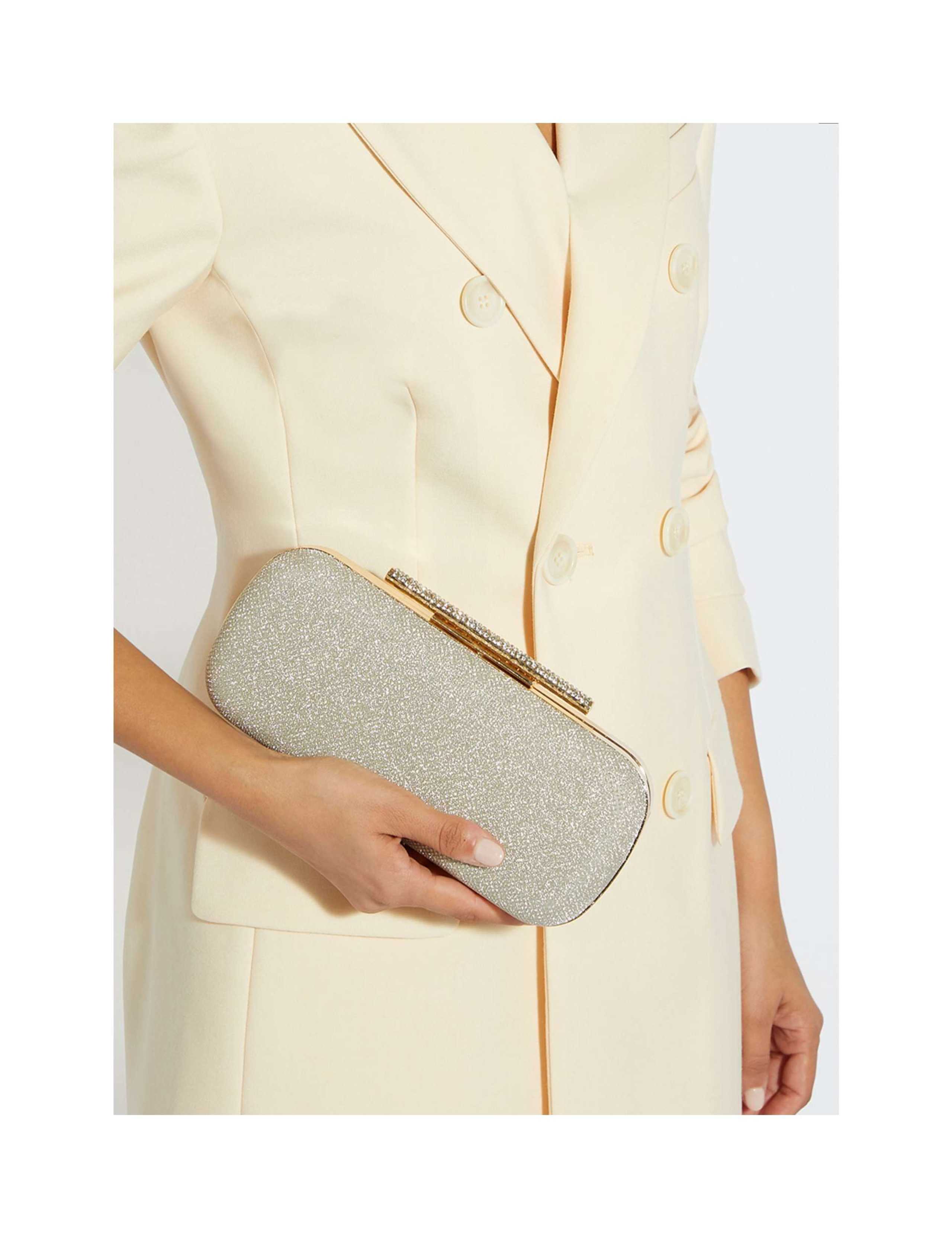 Chain Strap Clutch Bag 4 of 6