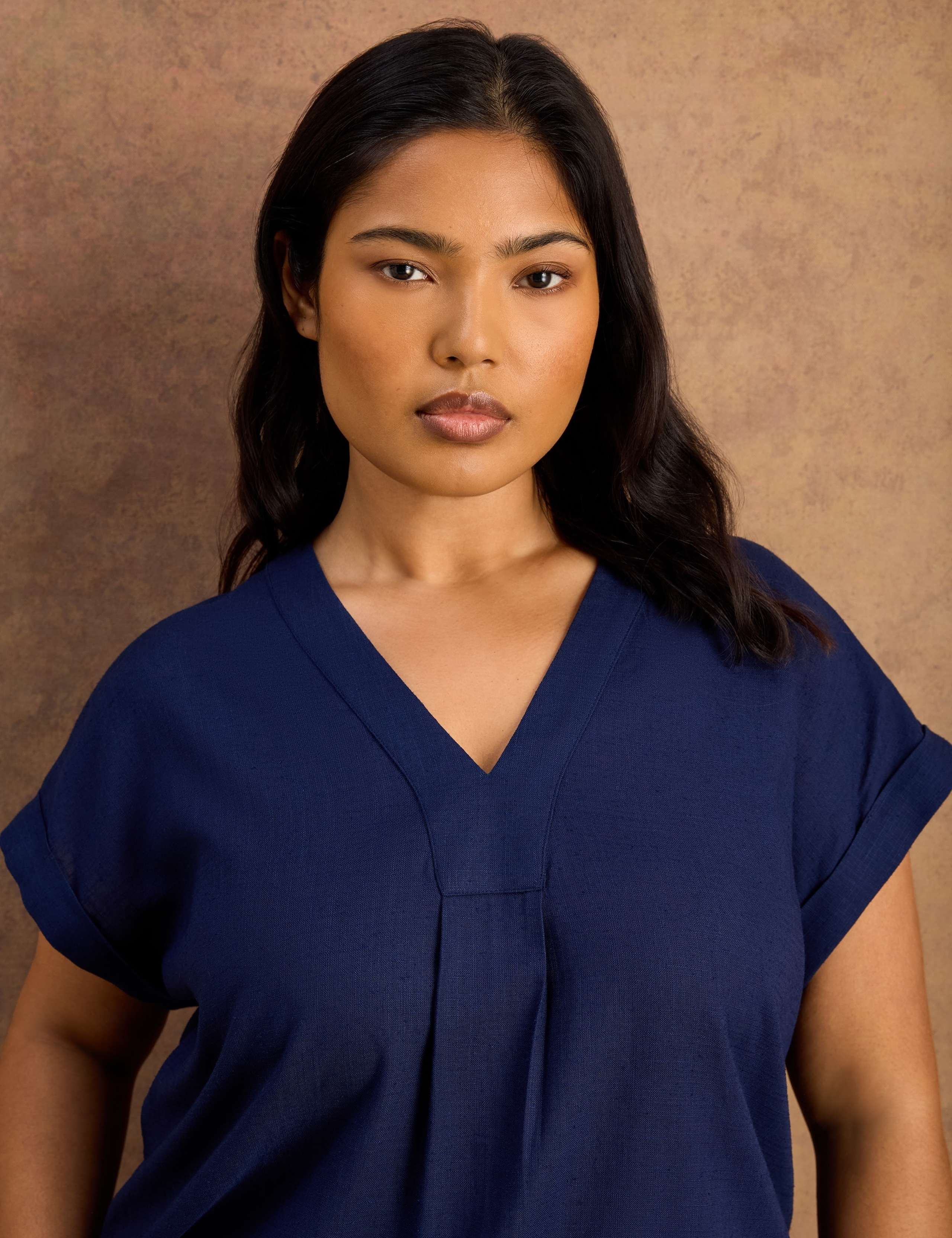 Linen Blend V-Neck Top 4 of 4