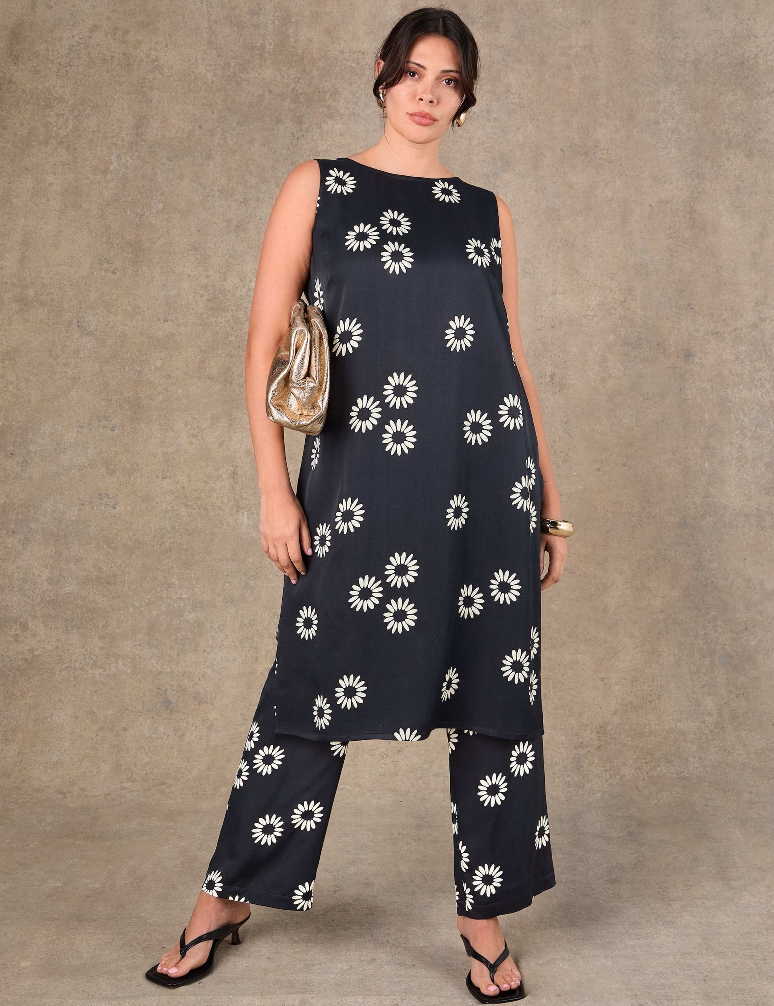 Floral Side Split Tunic 5 of 5