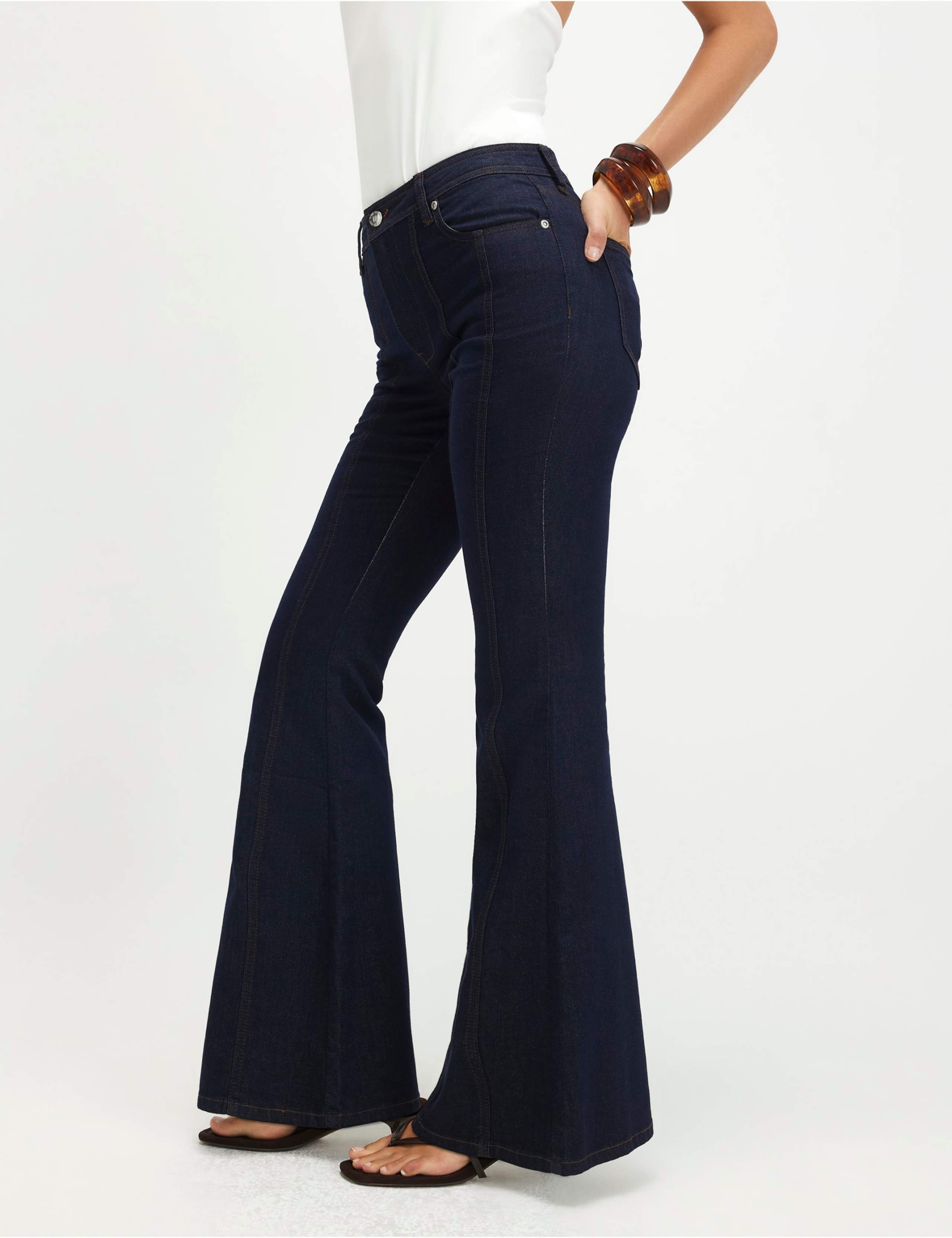Mid Rise Seam Detail Flared Jeans 6 of 6