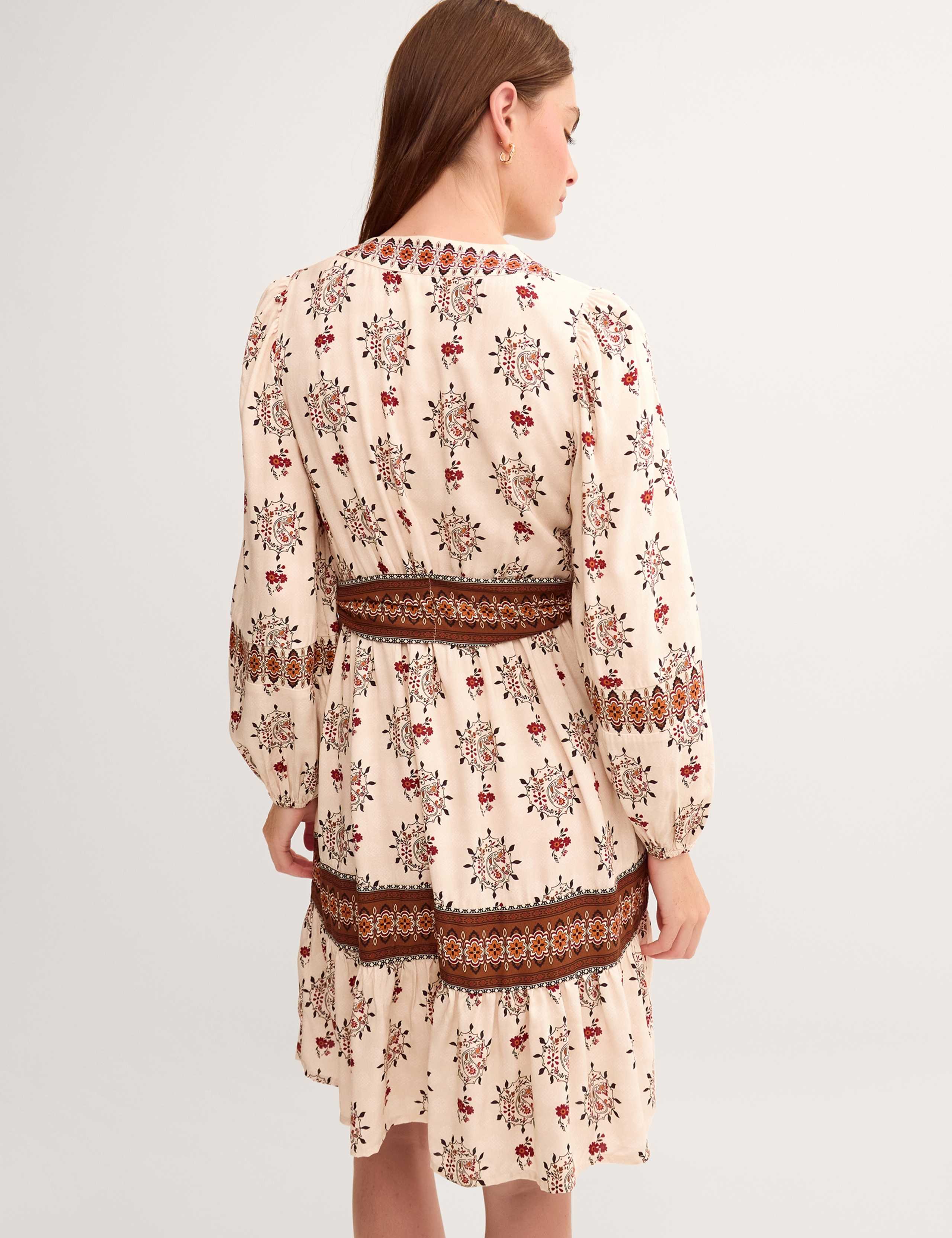 Printed V-Neck Belted Knee Length Shirt Dress 4 of 5