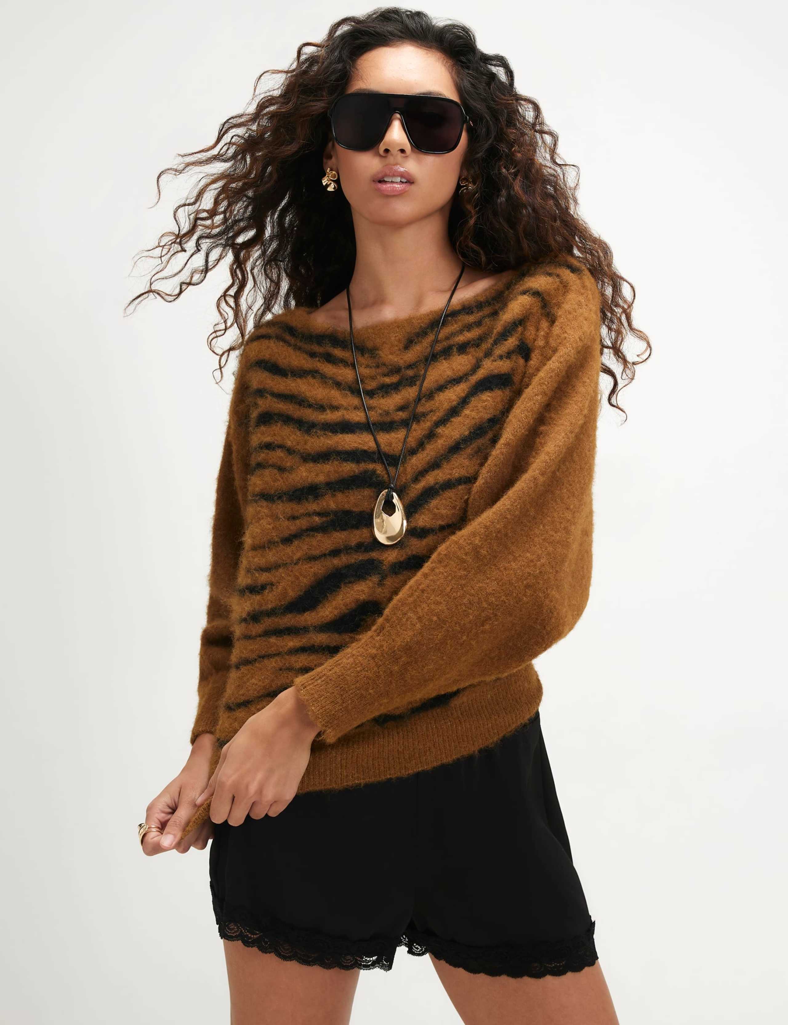 Animal Print Batwing Sleeve Jumper 3 of 4