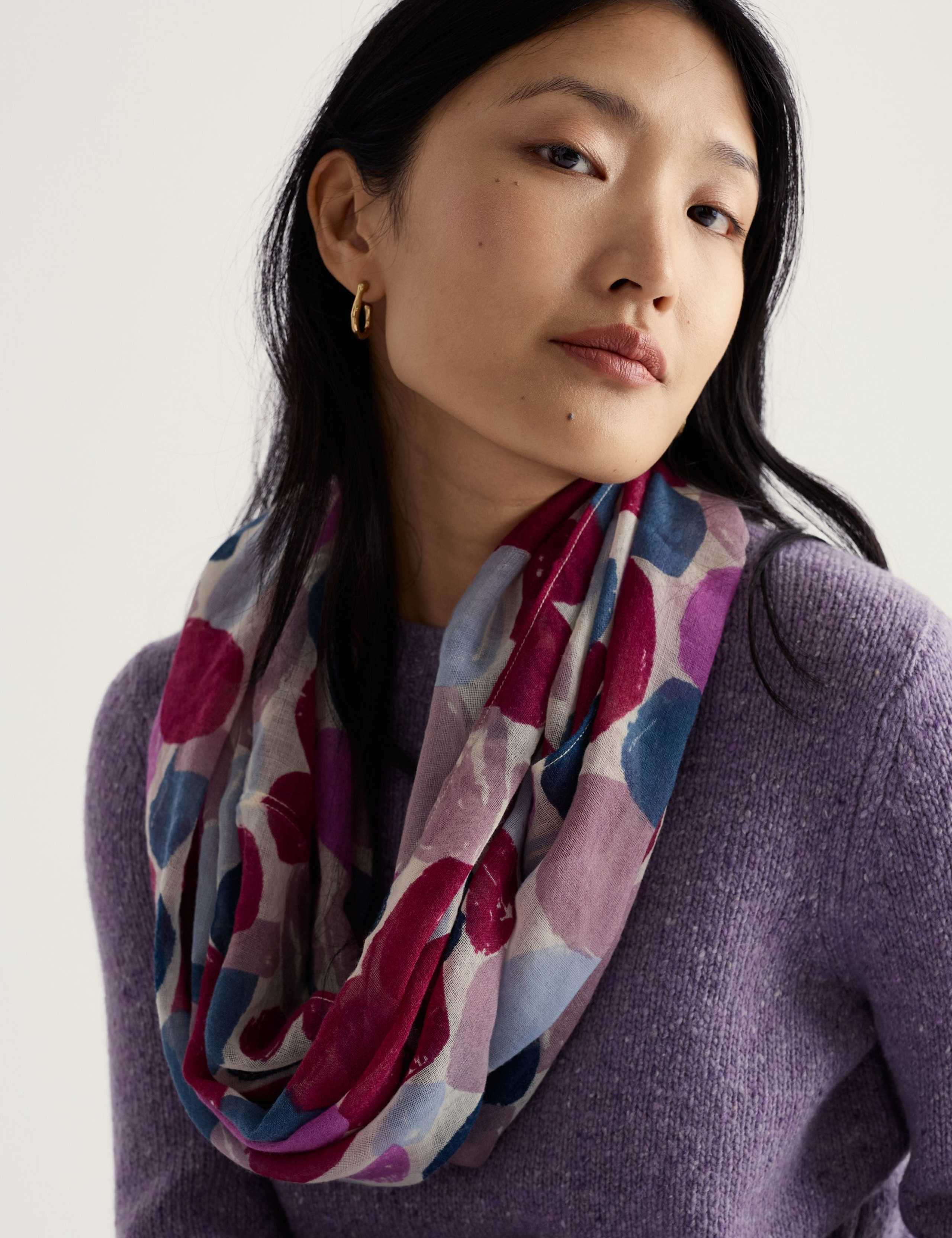 Pure Wool Printed Circle Scarf 3 of 4