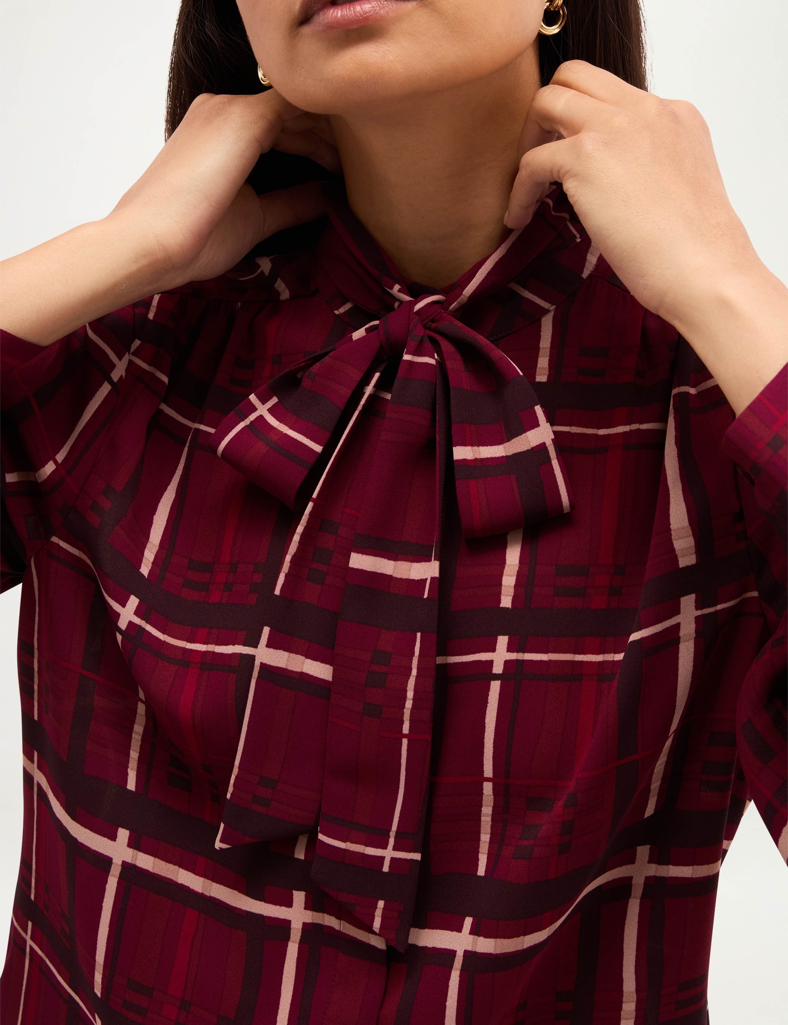 Checked Long Sleeve V Neck Blouse 4 of 7