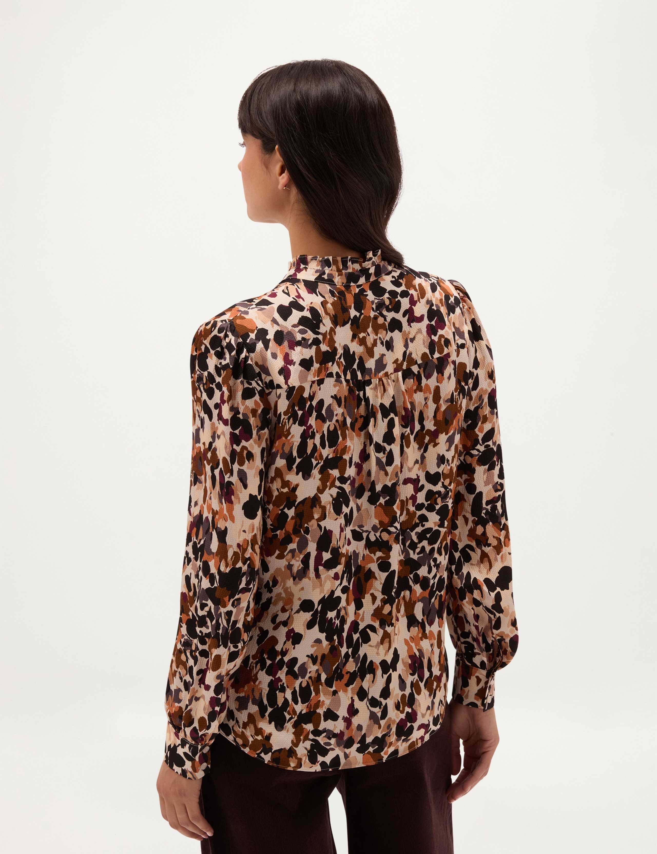 Textured Collared Neck Blouson Sleeve Blouse 4 of 6