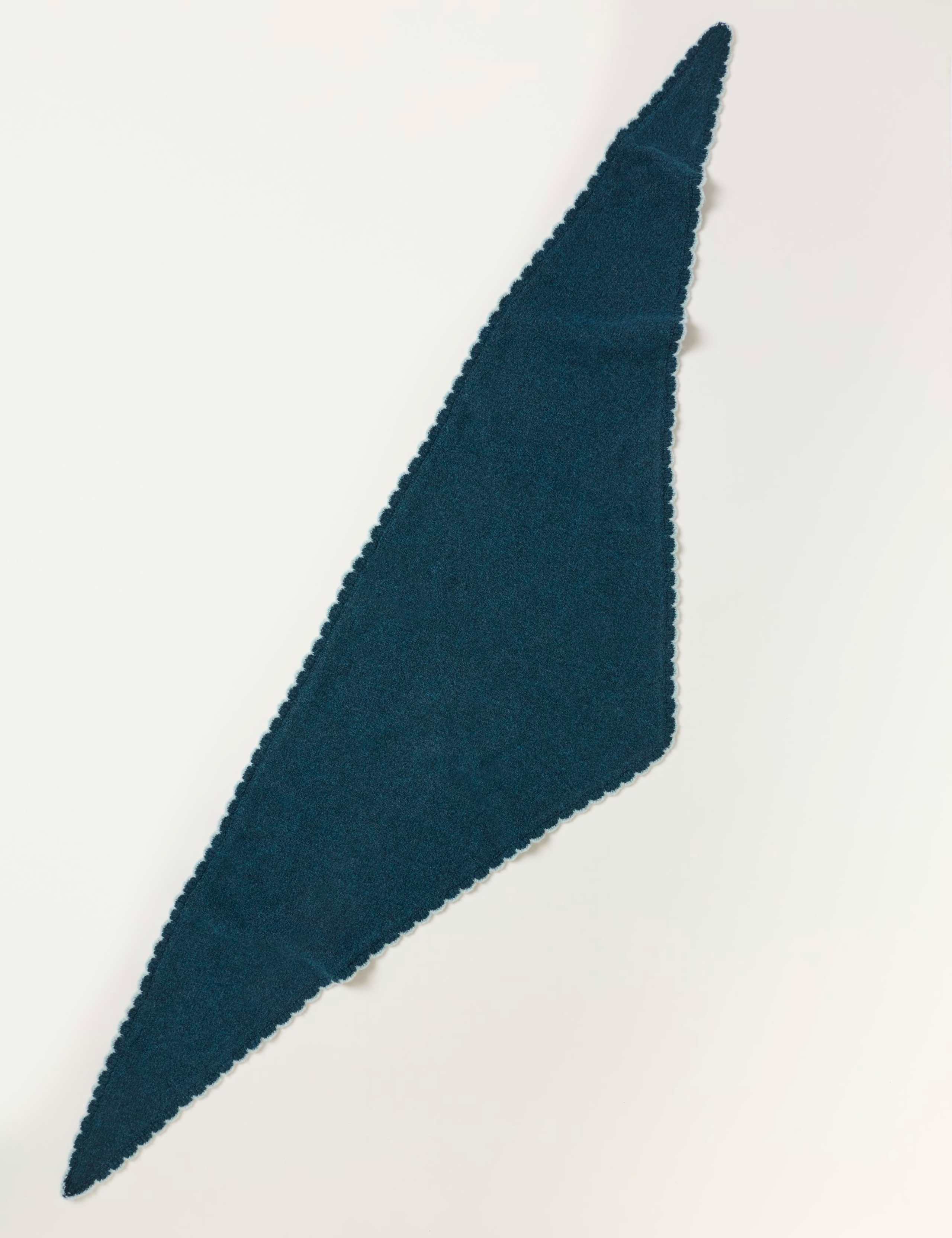 Scallop Edge Triangle Scarf 3 of 3