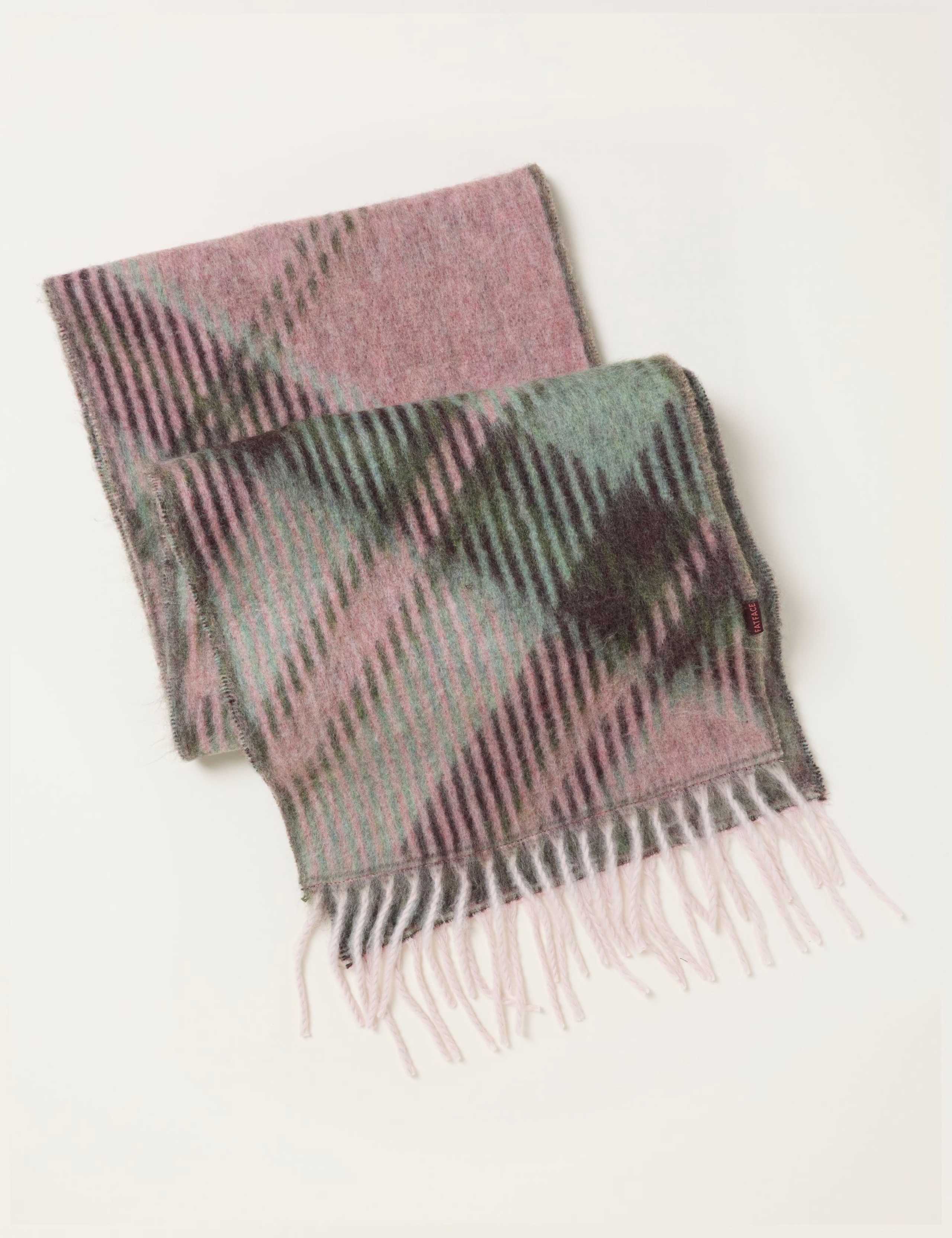 Argyle Patterned Scarf 3 of 3