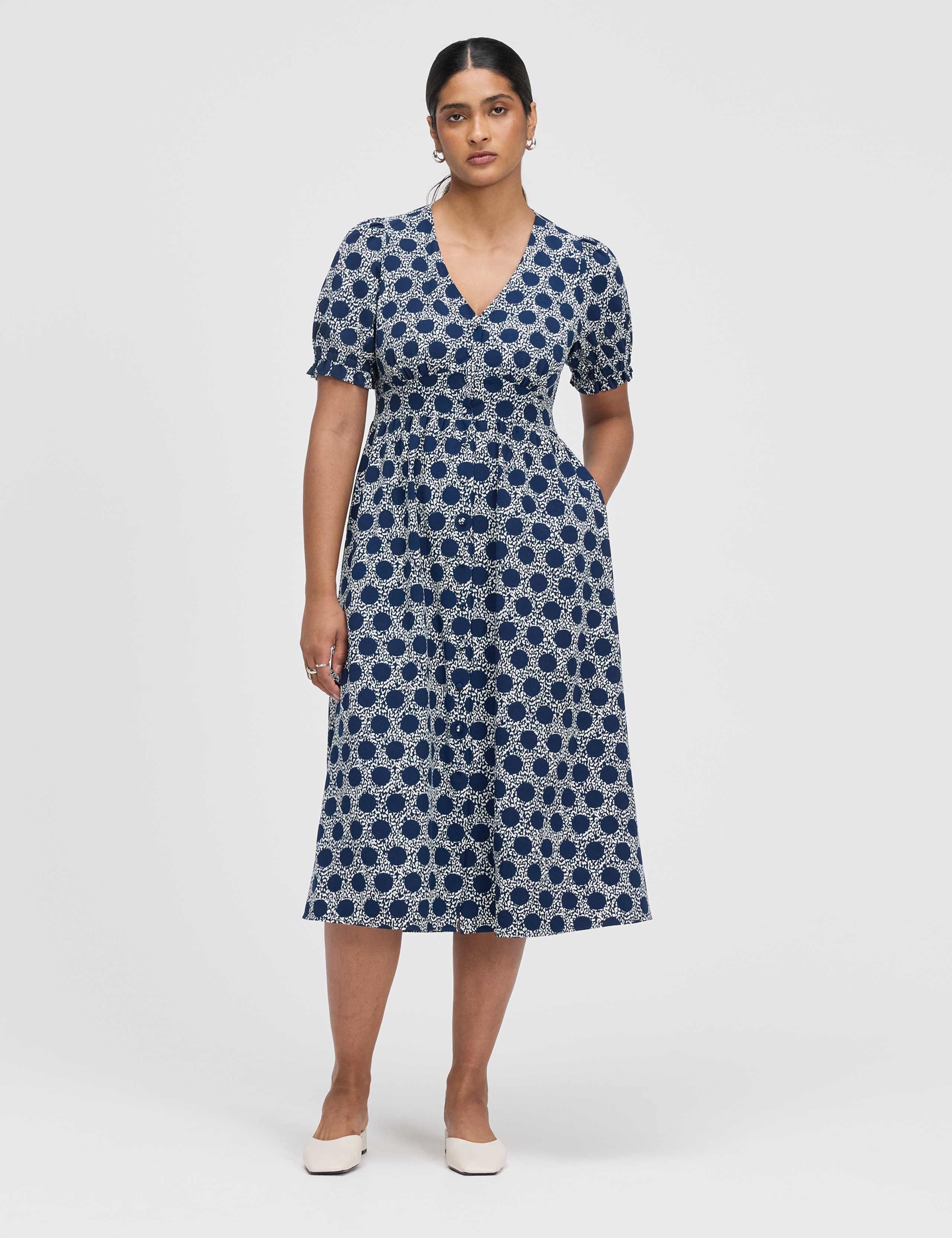 Printed V-Neck Midi Tea Dress 1 of 5