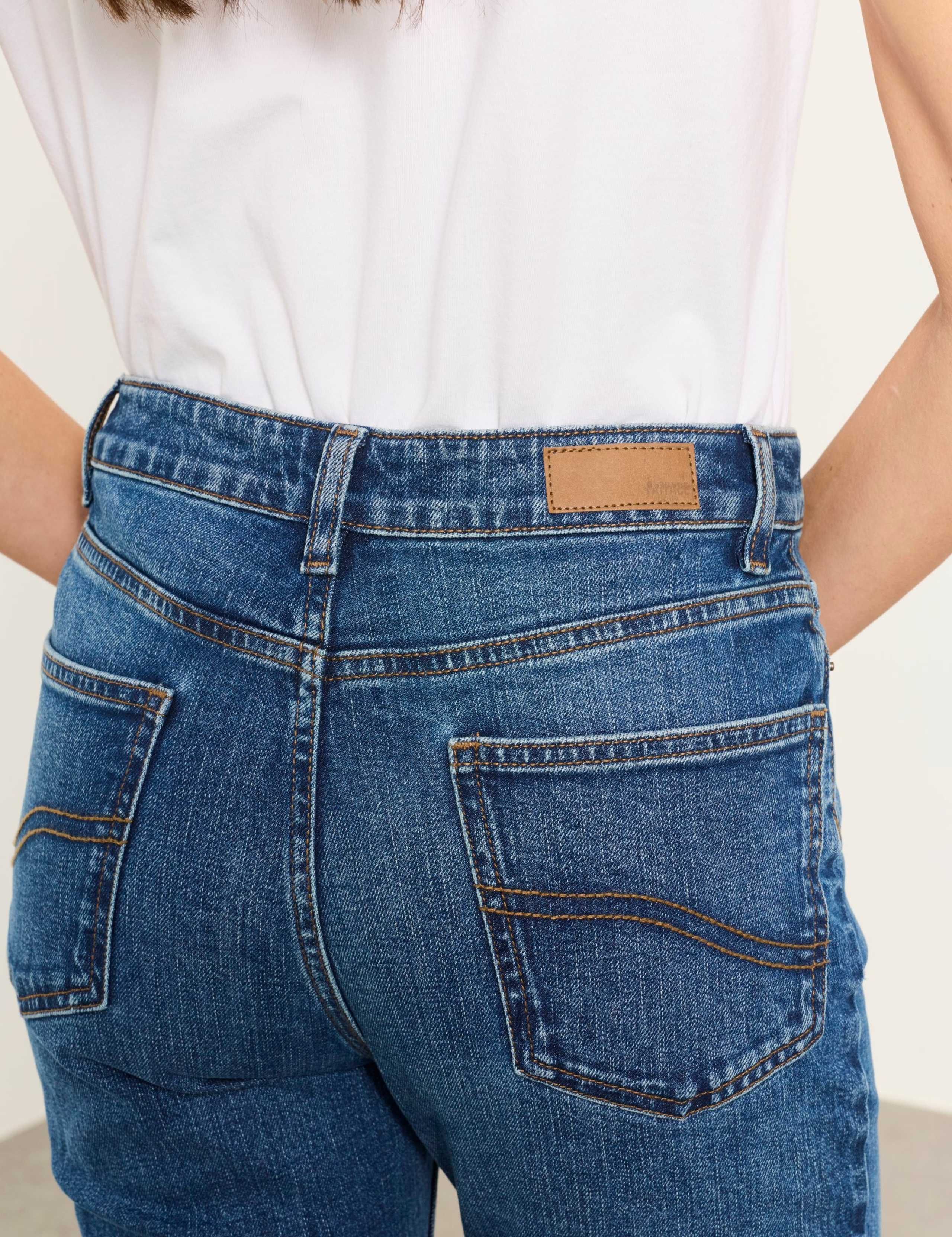 Mid Rise Straight Leg Jeans 7 of 7