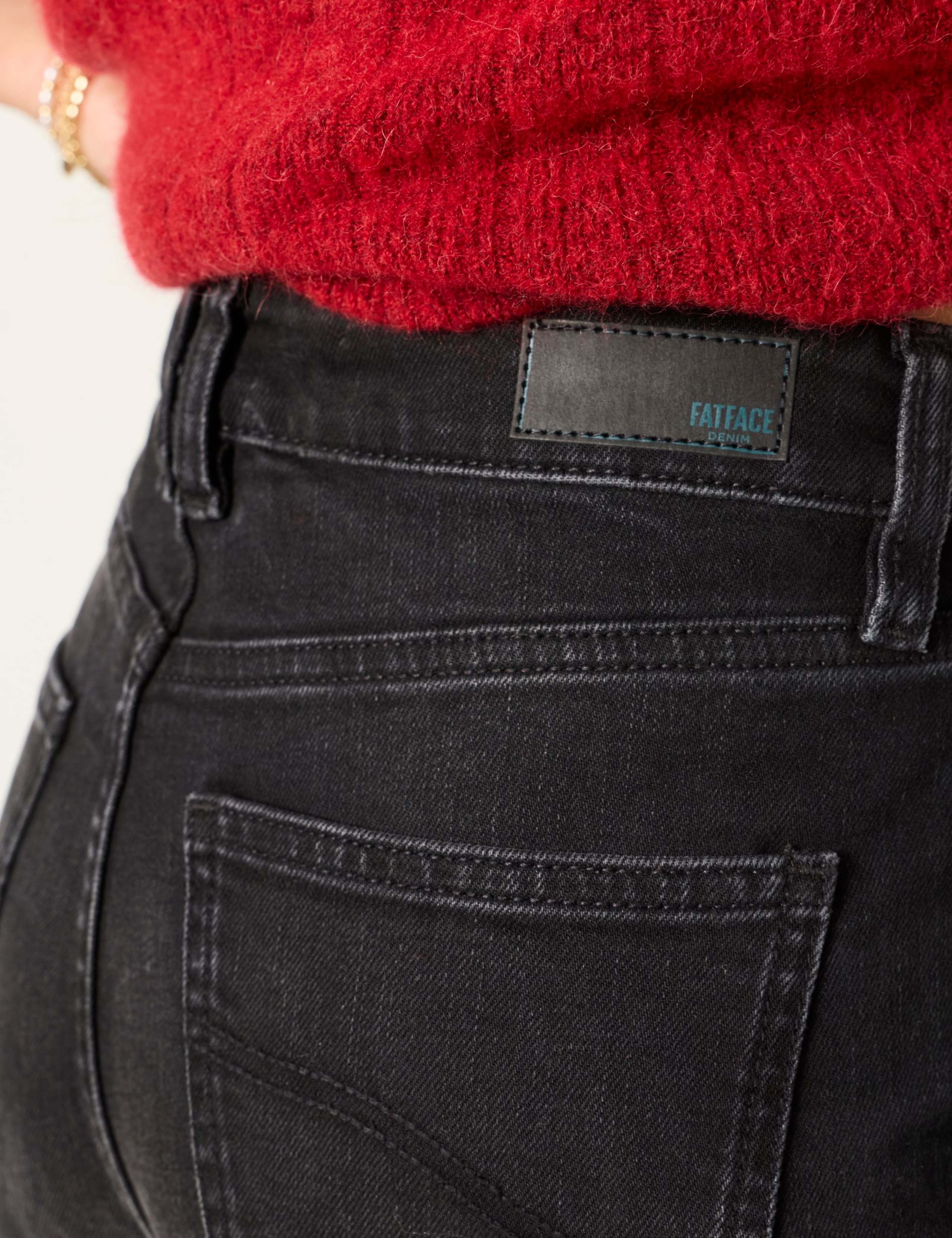 Mid Rise Straight Leg Jeans 7 of 7