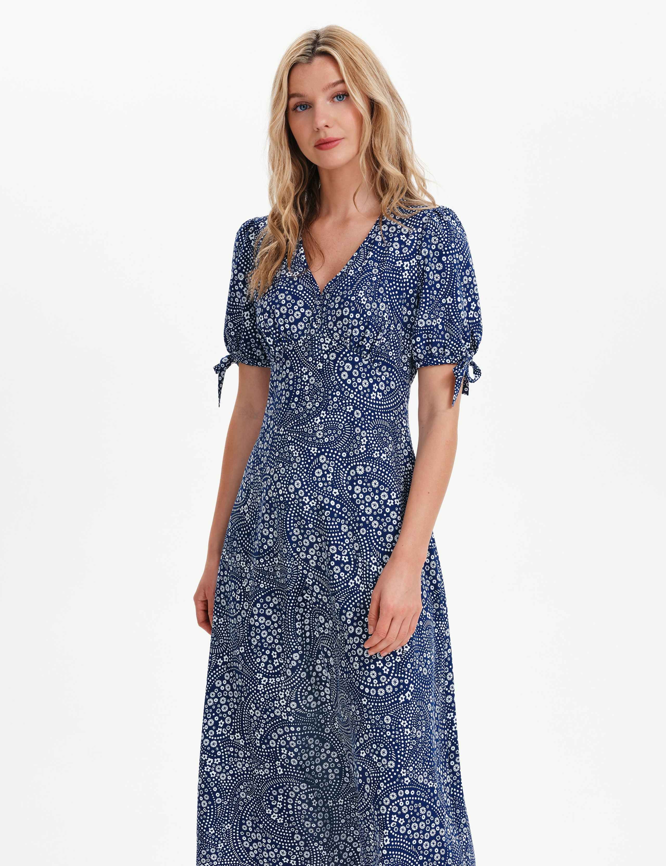 Printed V-Neck Midi Tea Dress 6 of 8