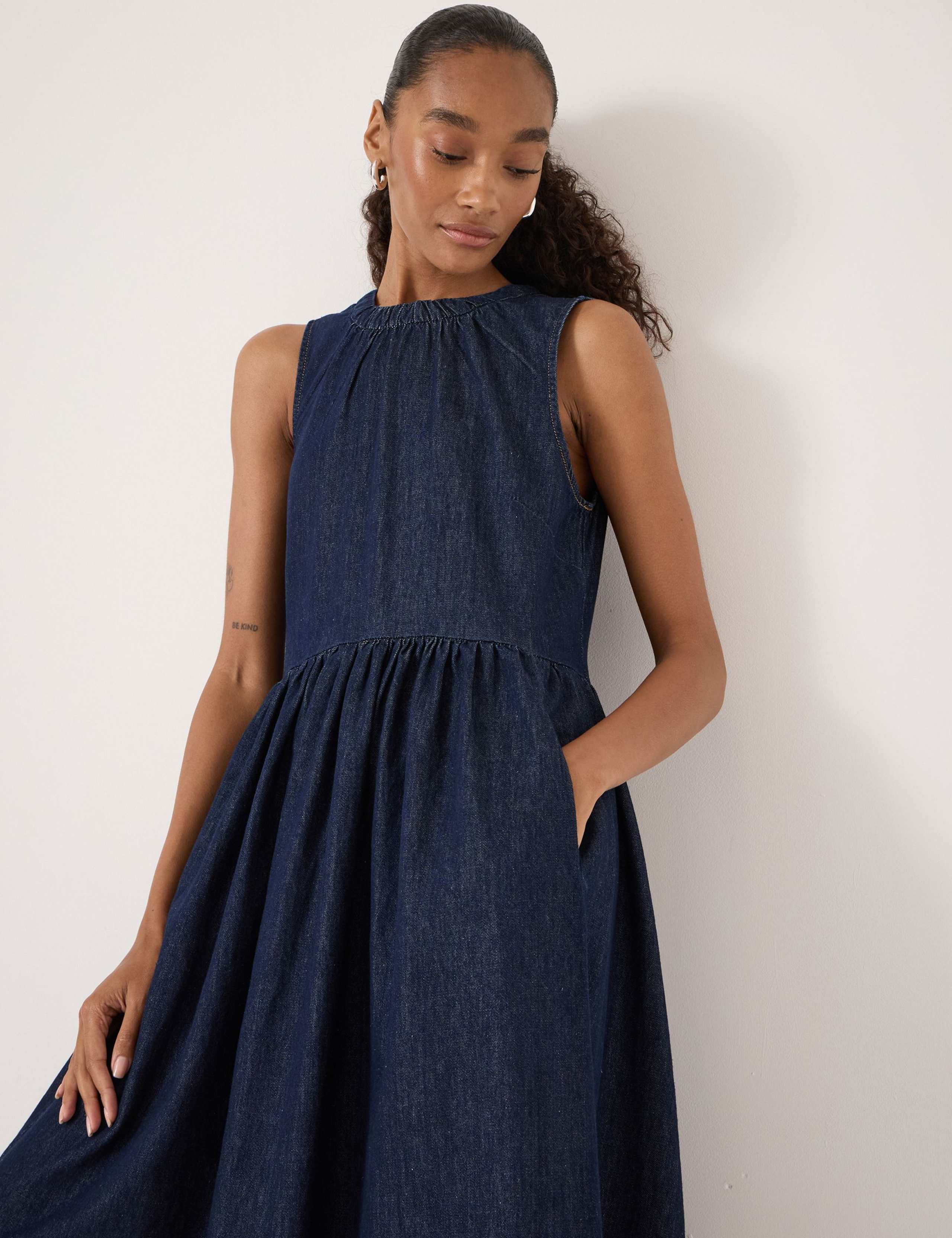 Denim Crew Neck Midaxi Waisted Dress 6 of 6