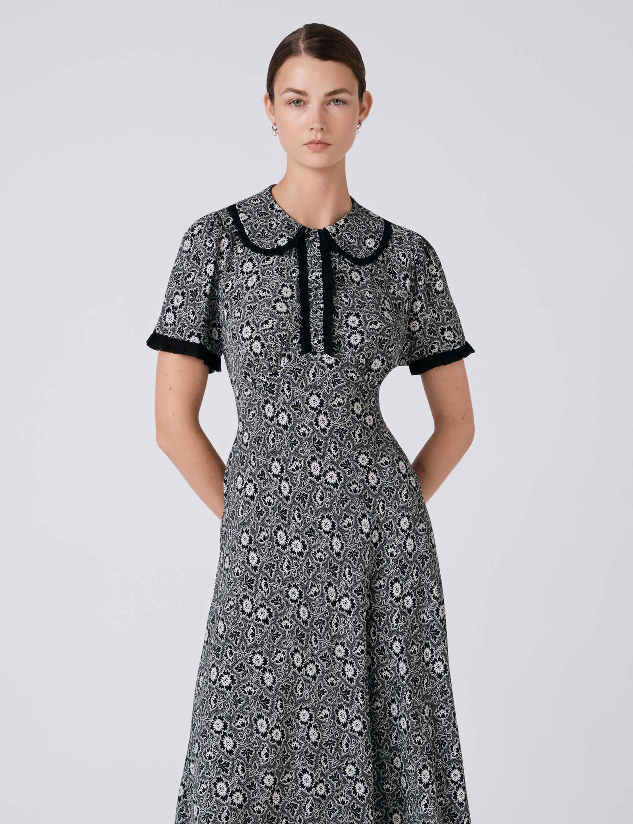 Crepe Floral Midi Tea Dress 2 of 5