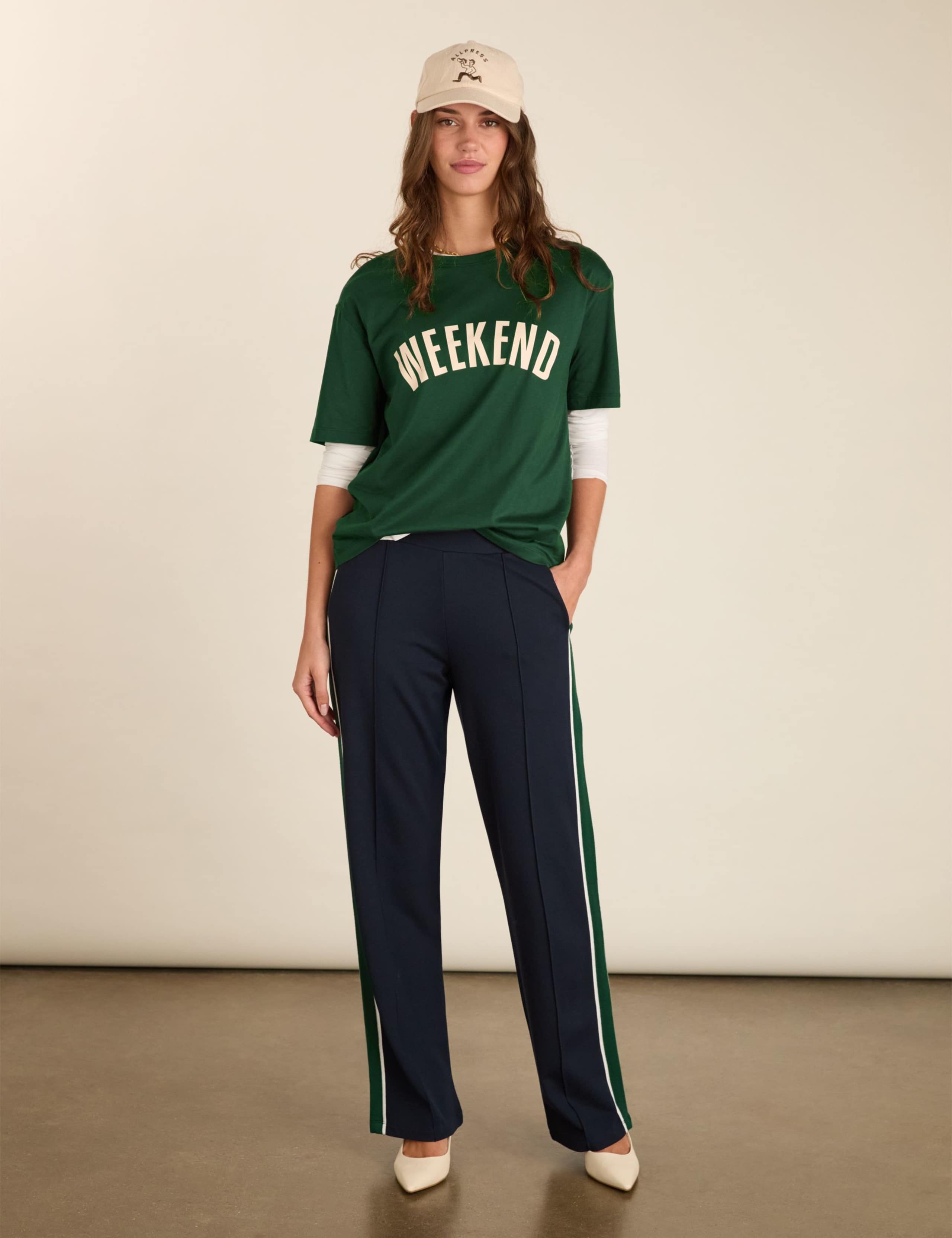 Pure Cotton Weekend Slogan T-Shirt 4 of 5