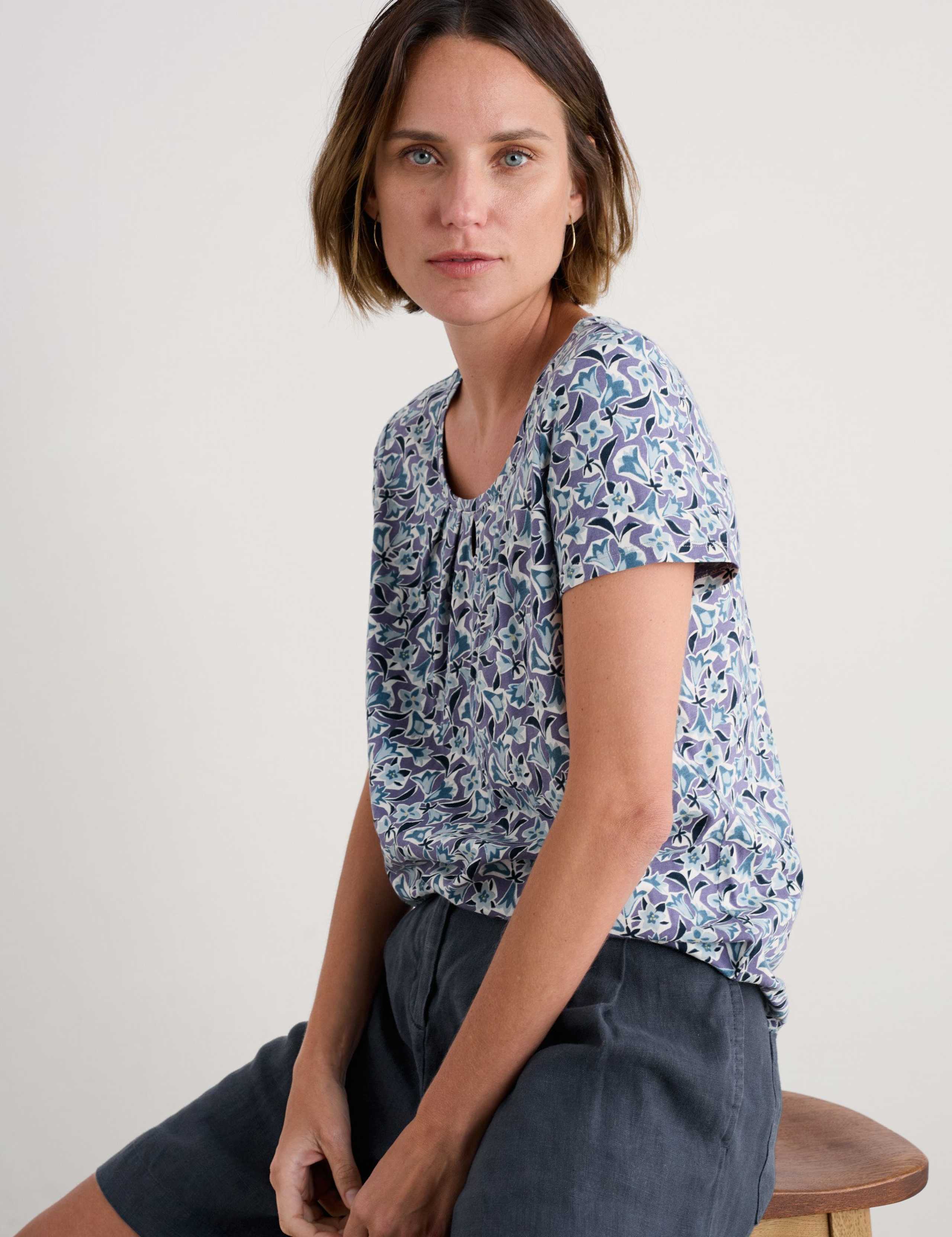 Floral Cut Out T-Shirt with Cotton 3 of 4