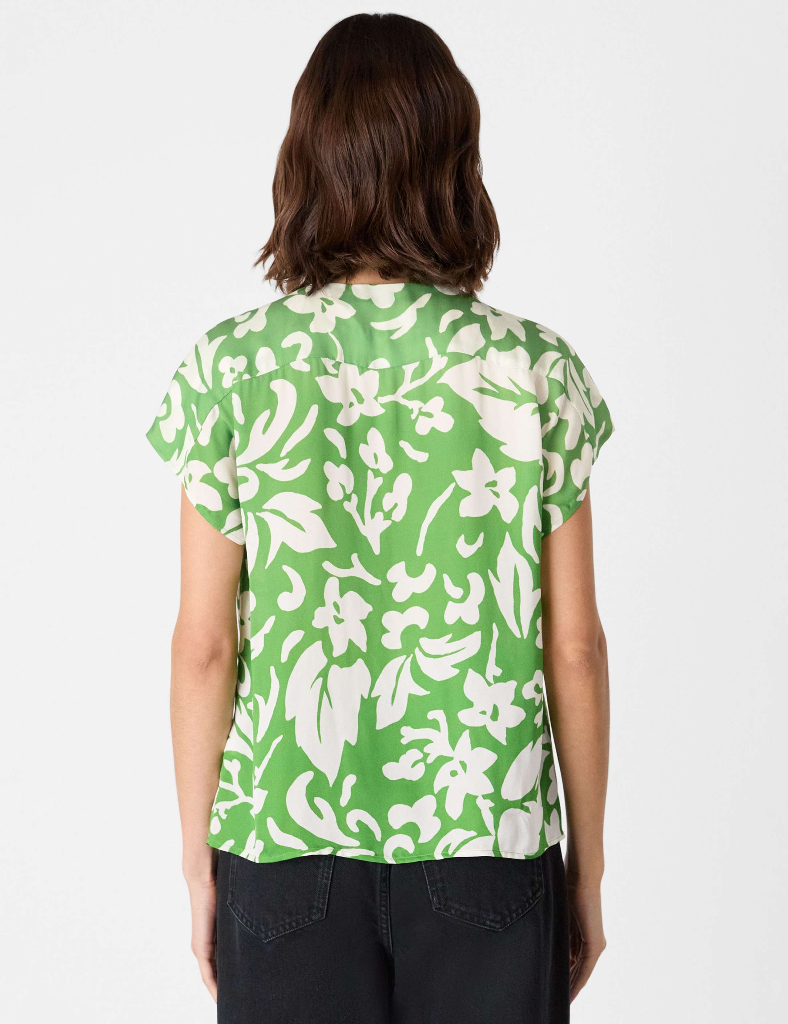 Floral Round Neck Button Through Blouse 3 of 4