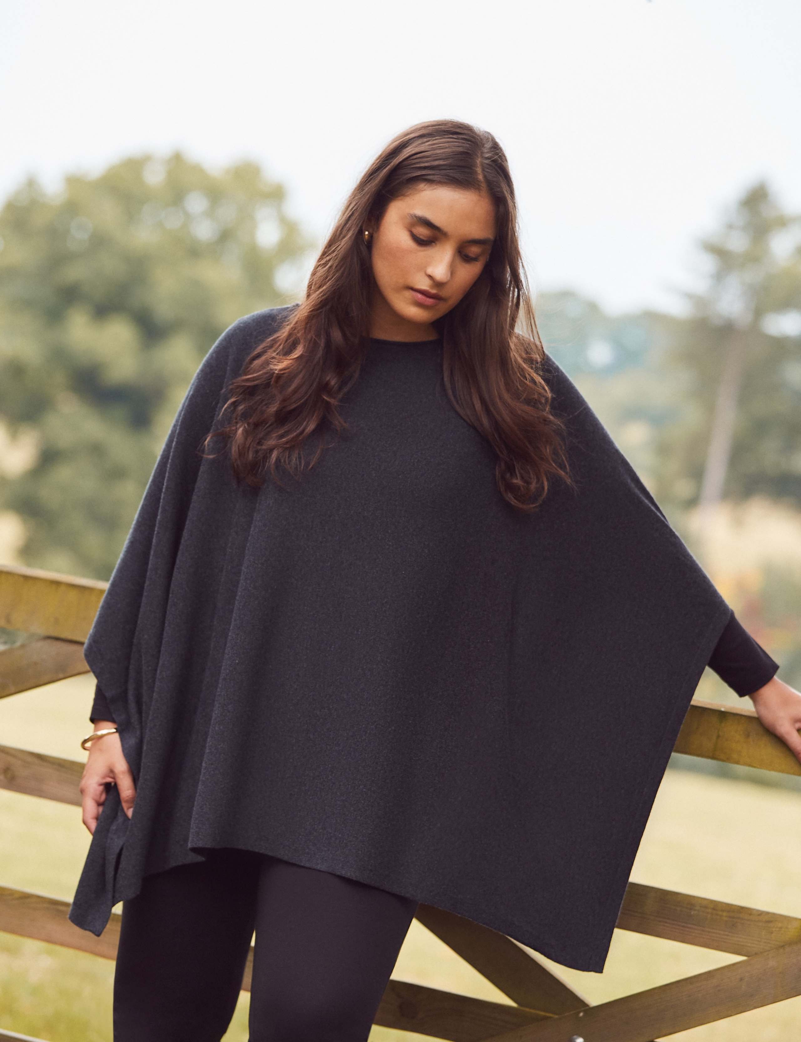 Knitted Poncho with Cashmere 7 of 8