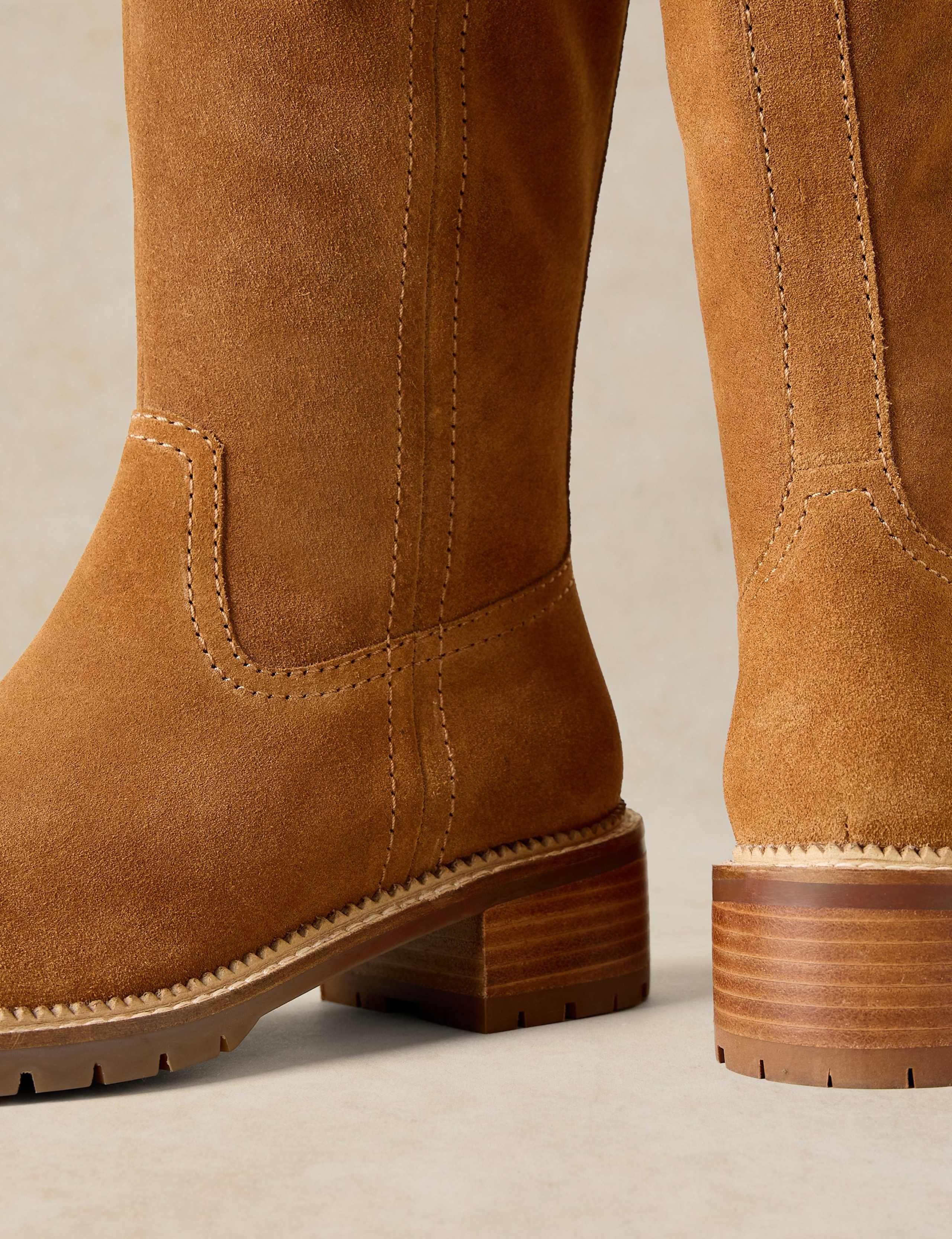 Wide Fit Suede Chelsea Boots 4 of 4