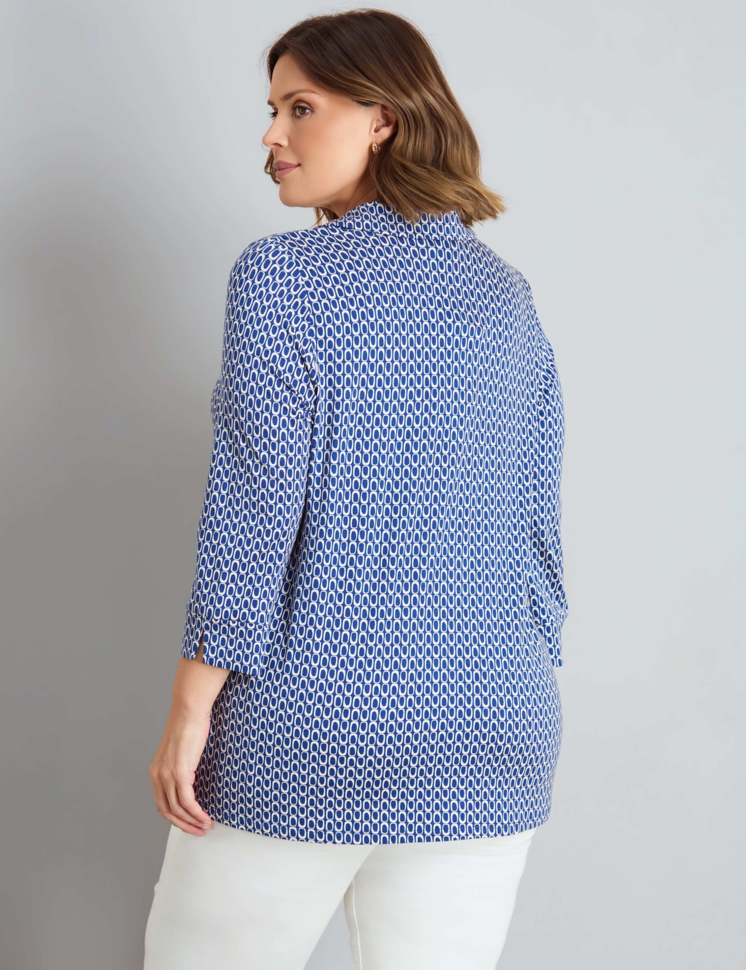 Geo Print Three Quarter Sleeve Jersey Top 2 of 4
