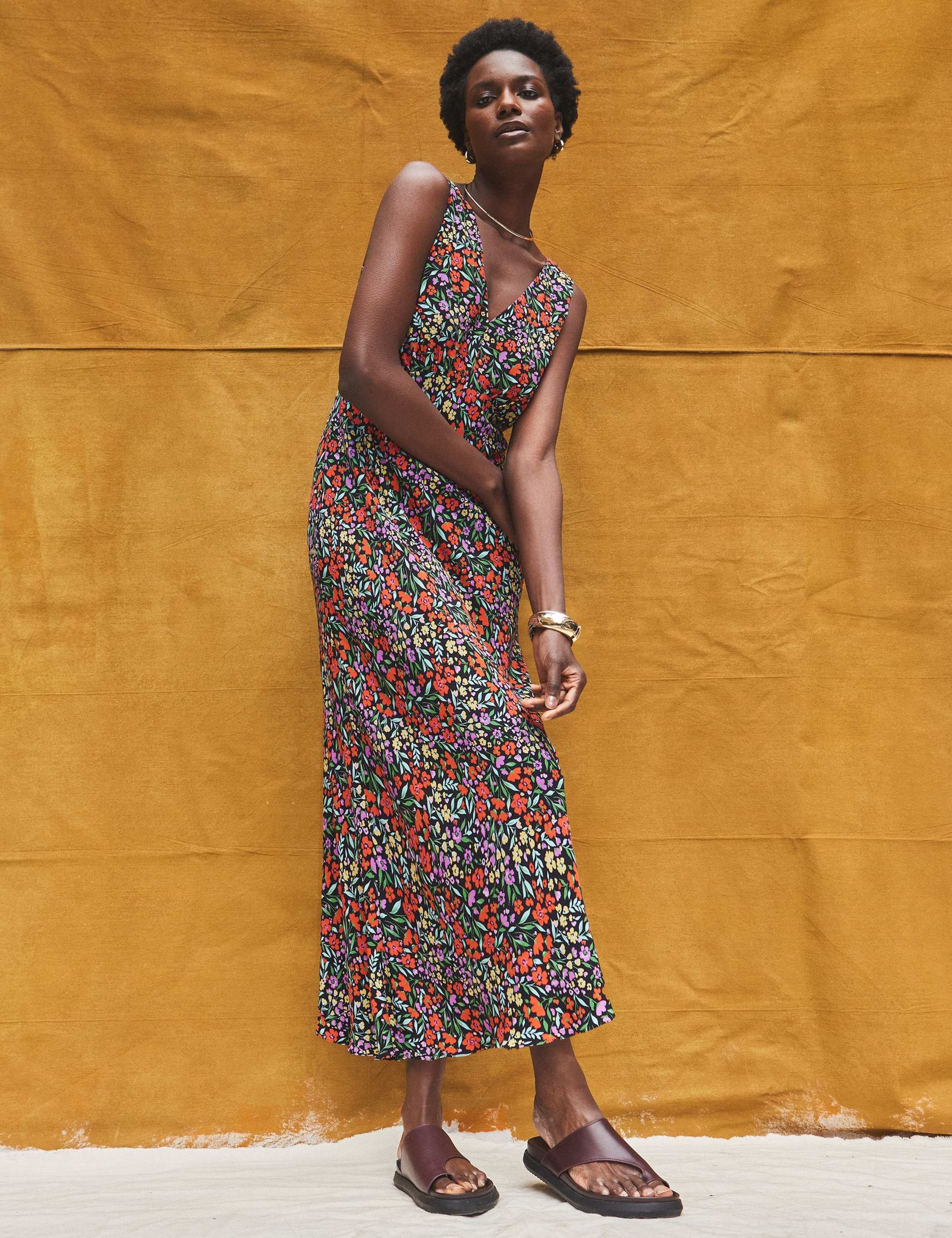 Ditsy Floral V-Neck Slip Midi 2 of 5