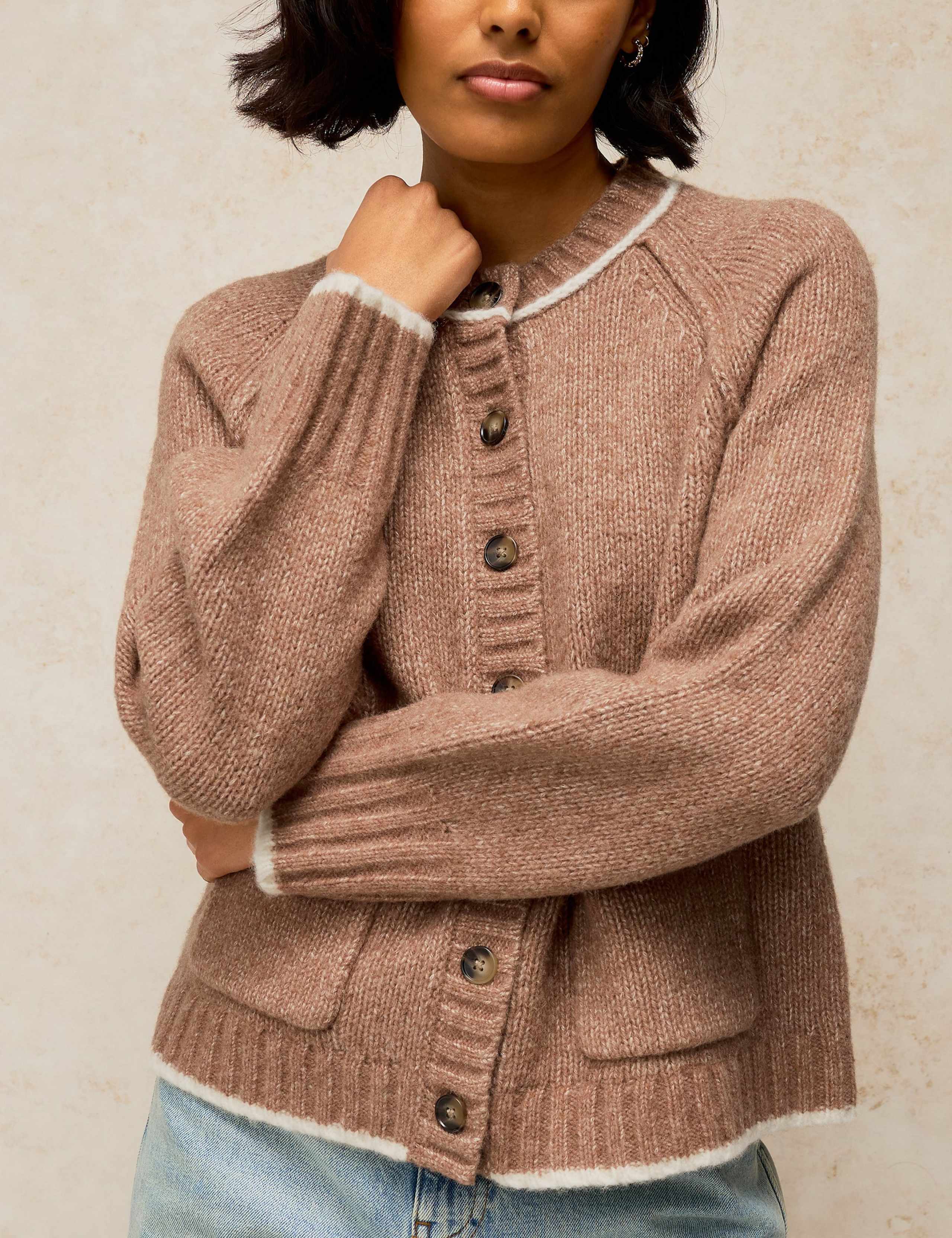 Patterned Crew Neck Cardigan With Wool 5 of 6