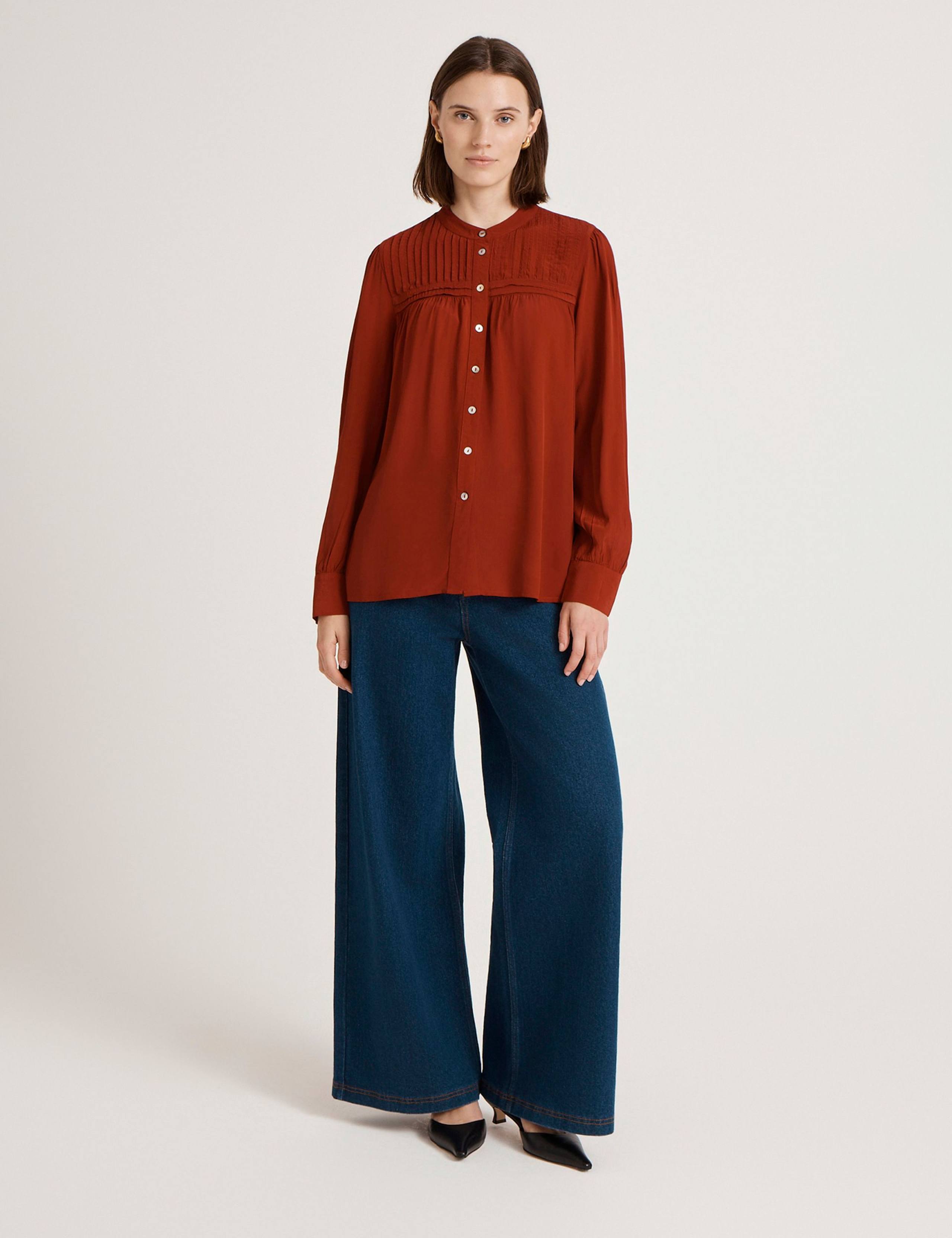 Crepe Button Through Blouse 2 of 4