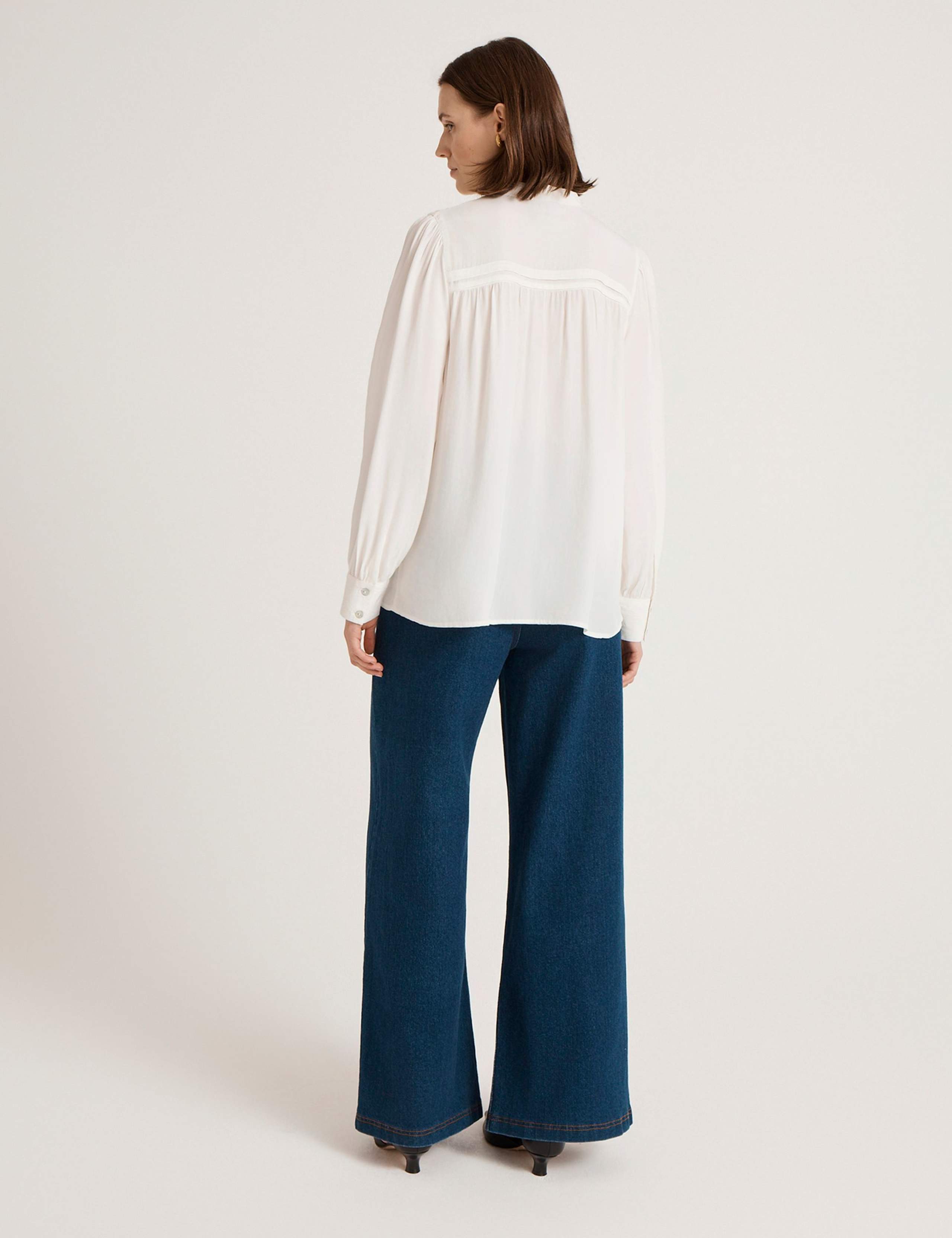 Crepe Button Through Blouse 4 of 4