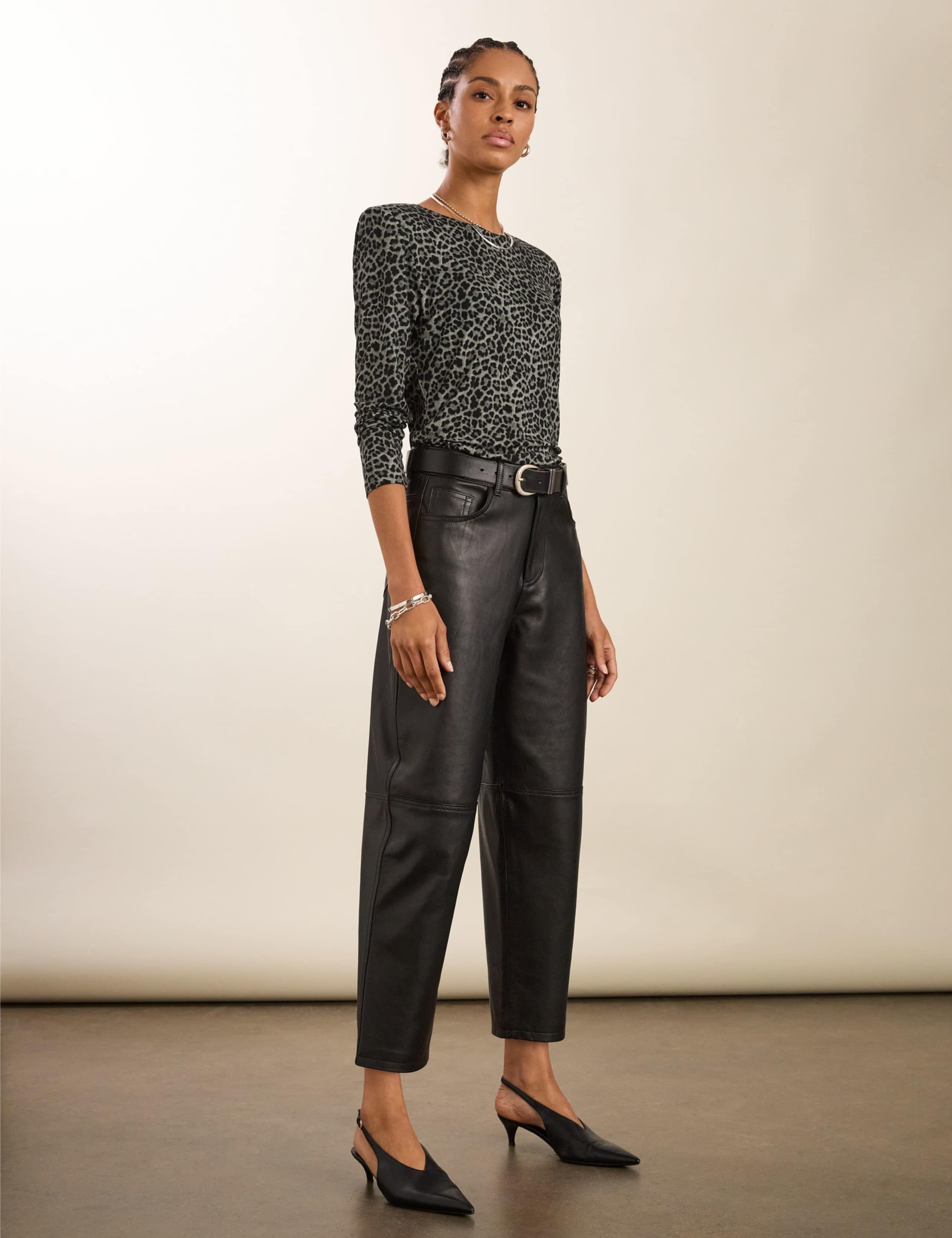 Jersey Leopard Print Crew Neck Fitted Top 4 of 4
