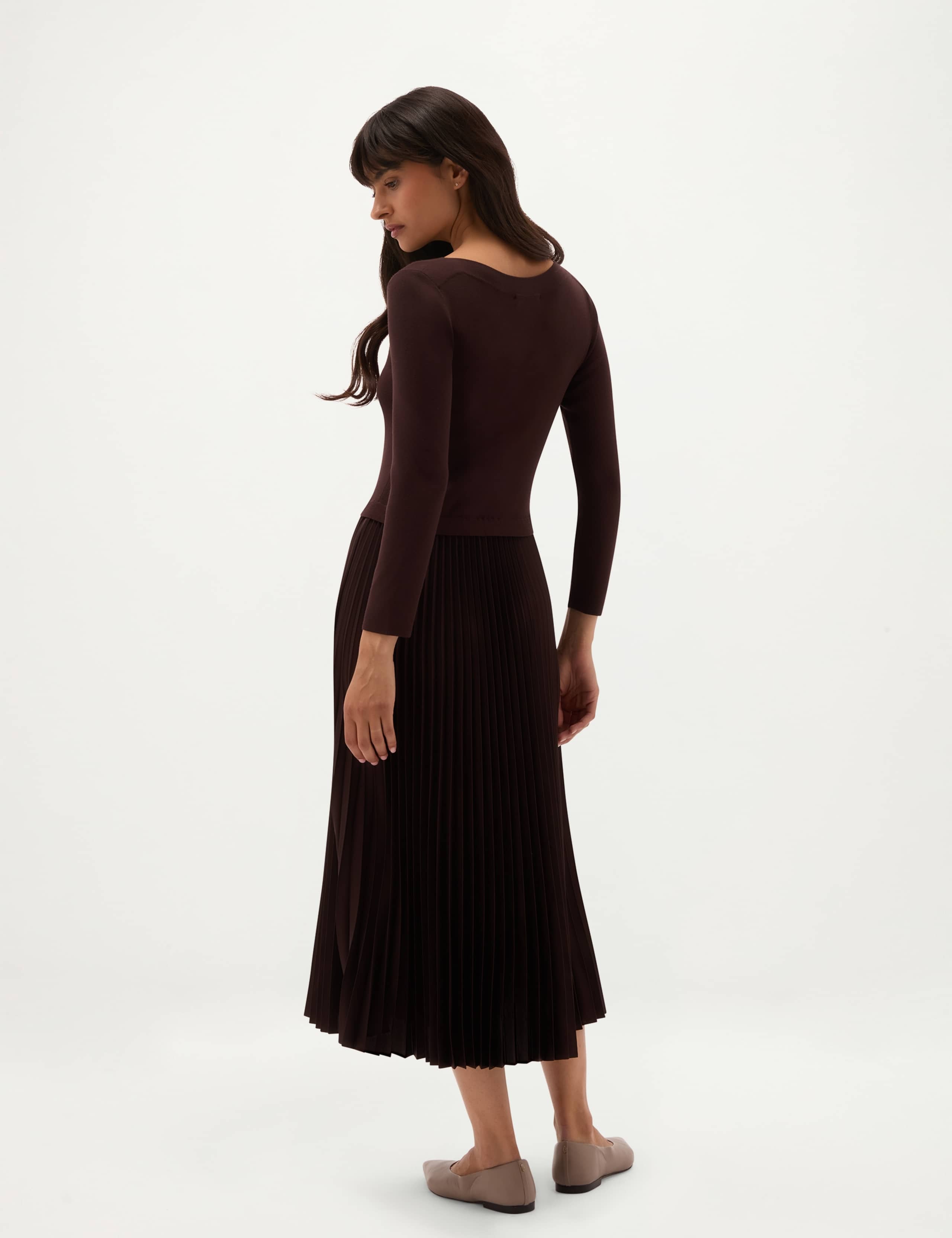 Satin Knitted Boat Neck Pleated Midi Skater Dress 3 of 5