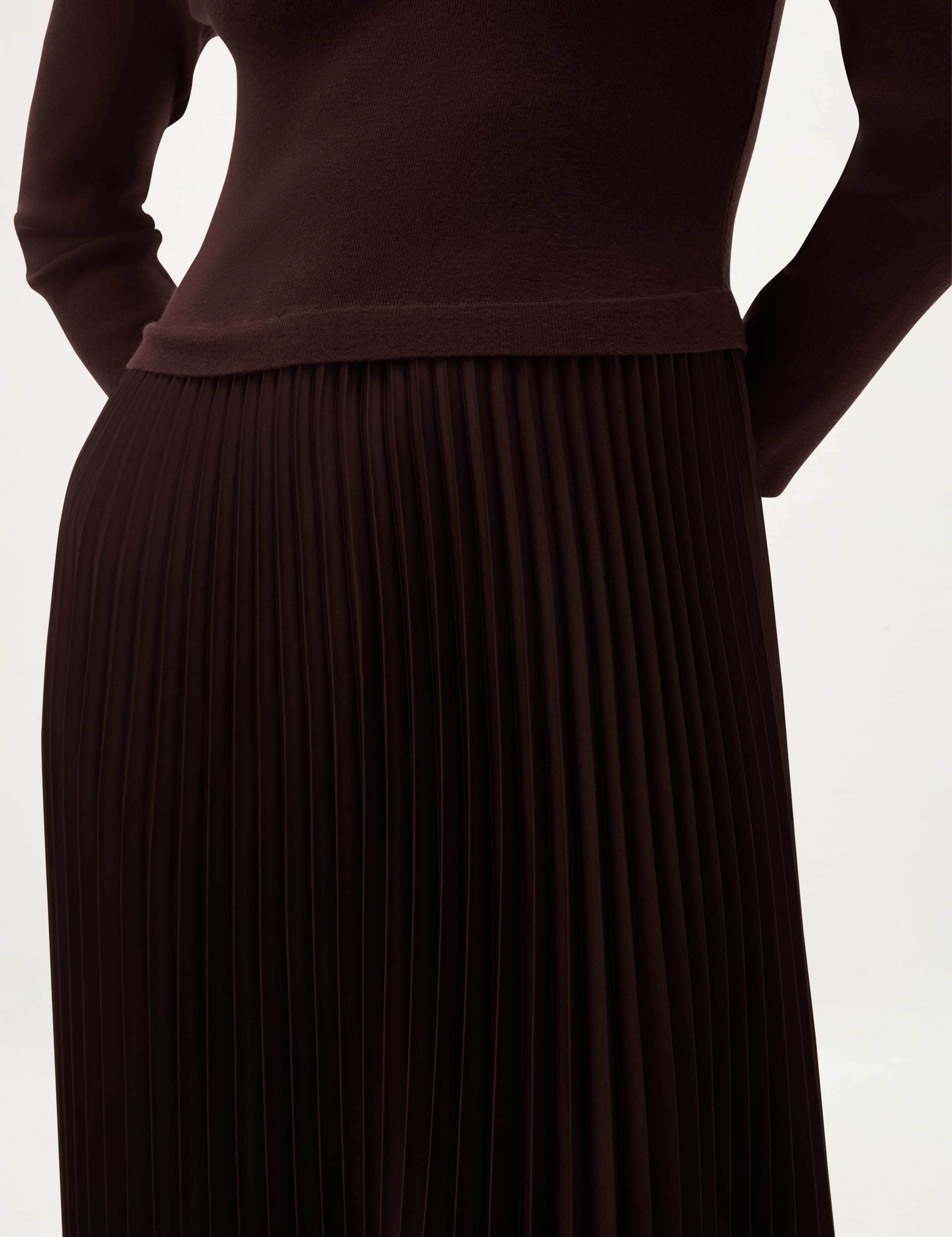 Satin Knitted Boat Neck Pleated Midi Skater Dress 5 of 5
