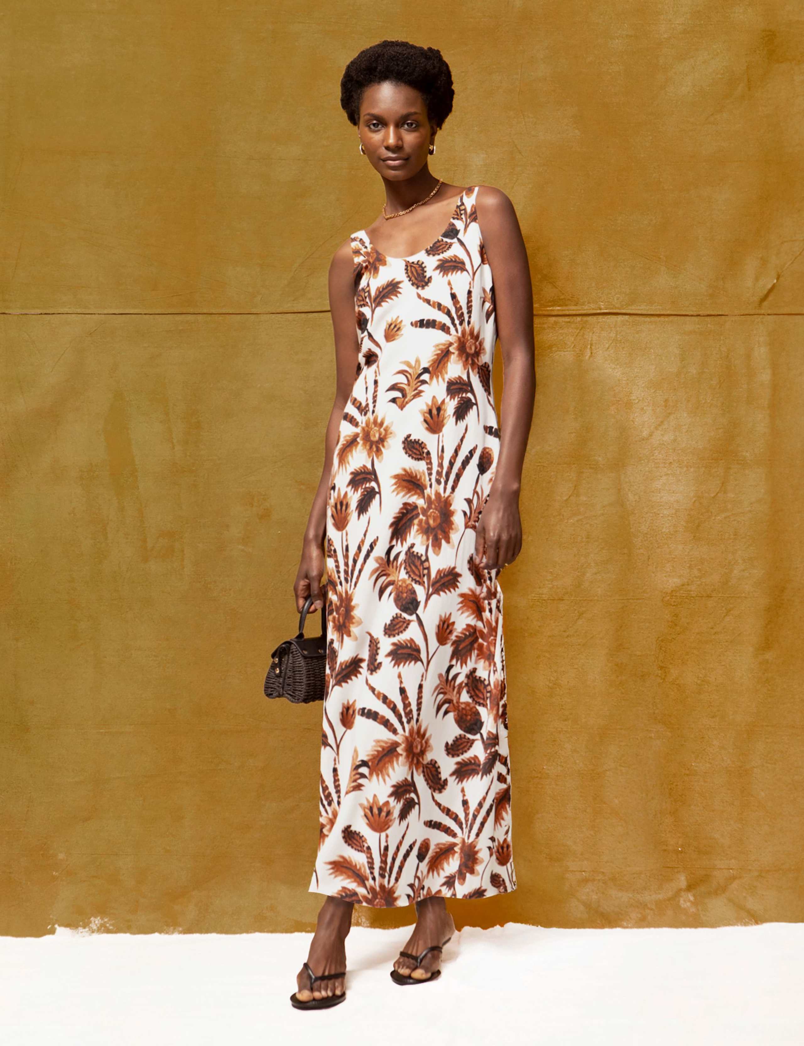 Floral Scoop Neck Midaxi Slip Dress 3 of 5