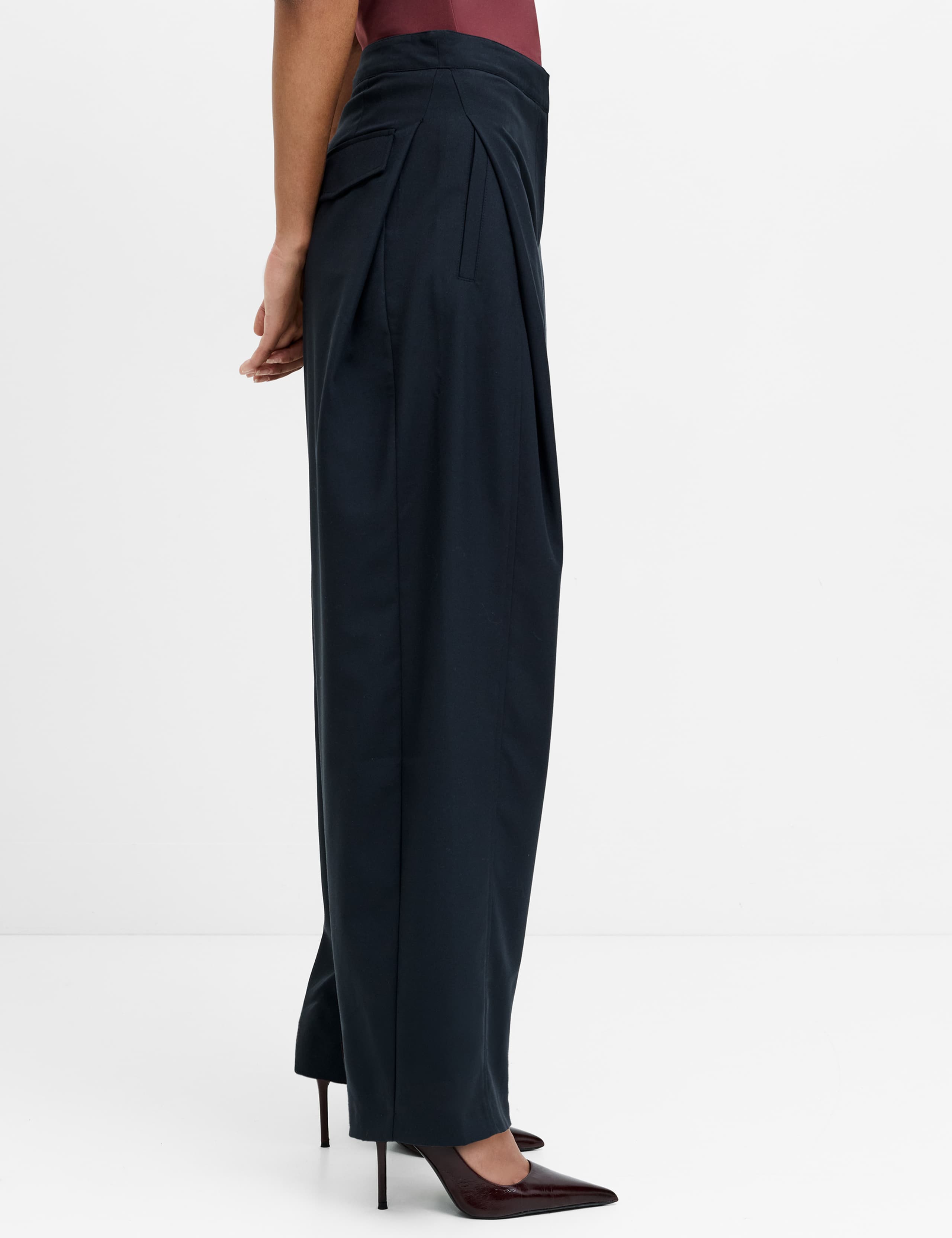 Pleat Front Wide Leg Trousers 4 of 5
