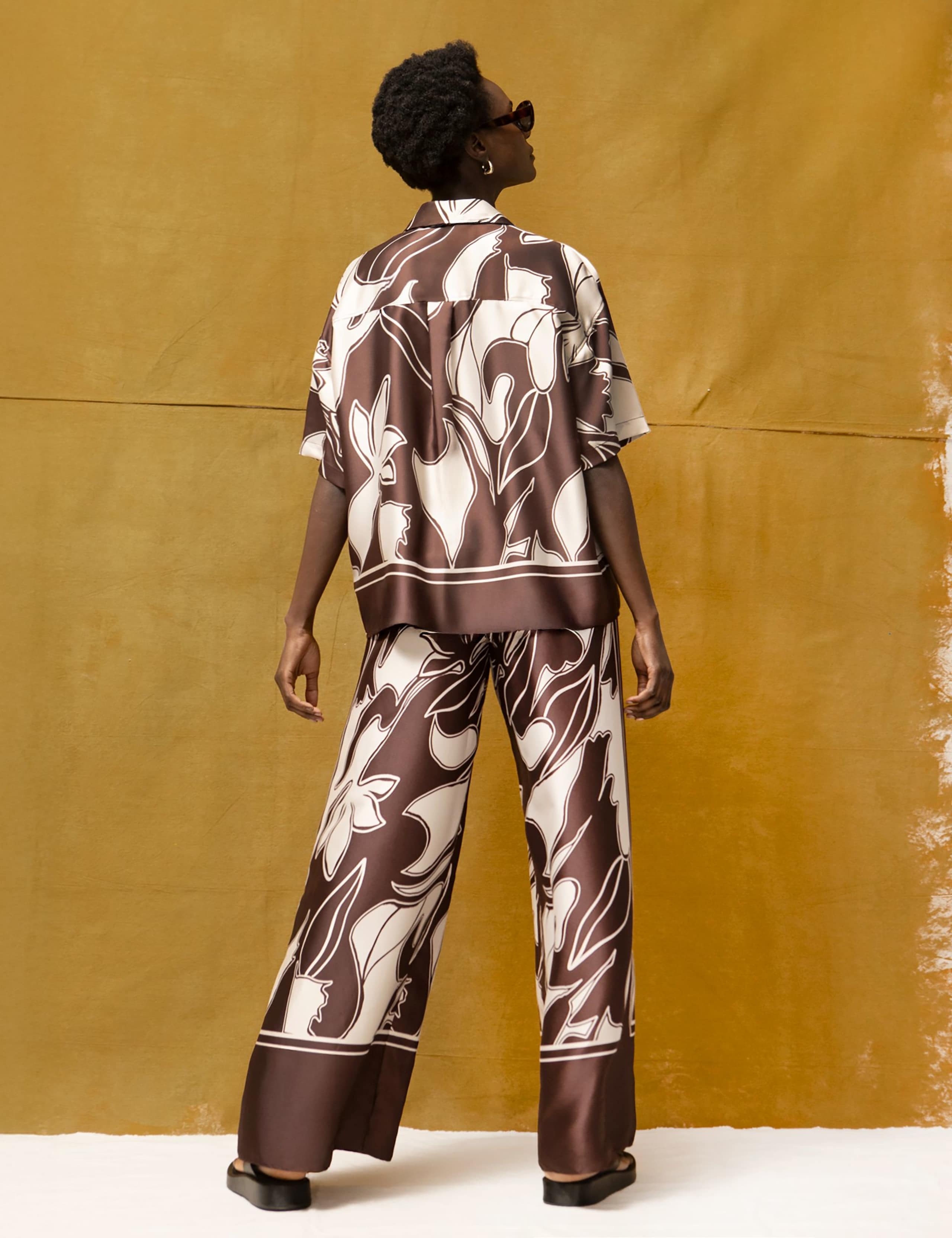 Printed Drawstring Wide Leg Trousers 4 of 6